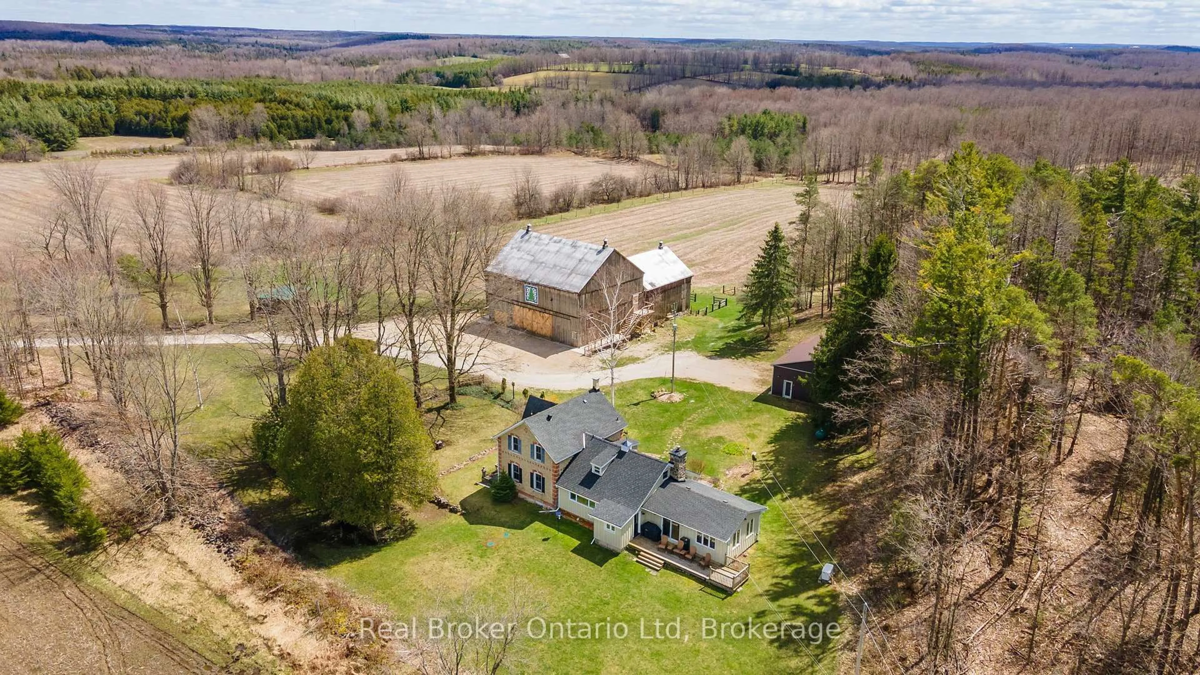 A pic from outside/outdoor area/front of a property/back of a property/a pic from drone, unknown for 563158 Glenelg Holland Townline, West Grey Ontario N0G 1R0