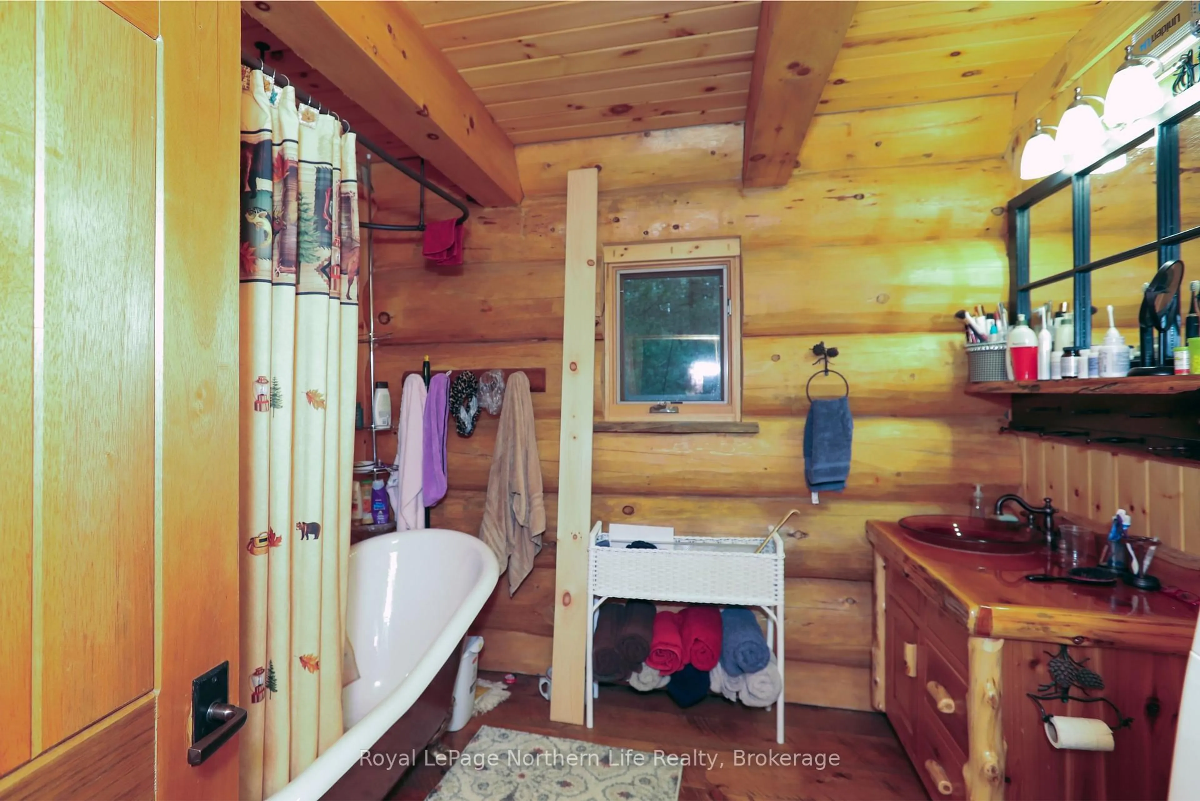 Standard bathroom, unknown for 28 Cassels Lake Island N/A #C, Temagami Ontario P0H 2H0