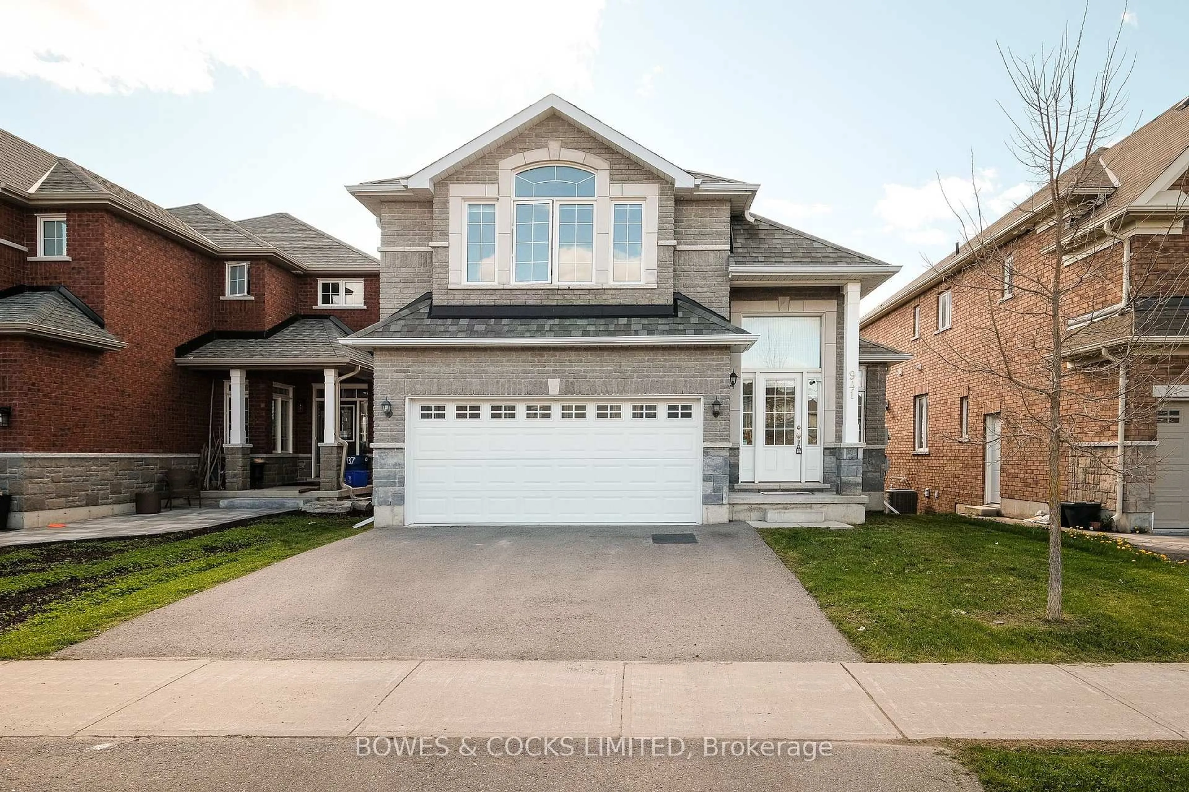 Home with brick exterior material, street for 941 Avery Ave, Peterborough Ontario K9J 0G9