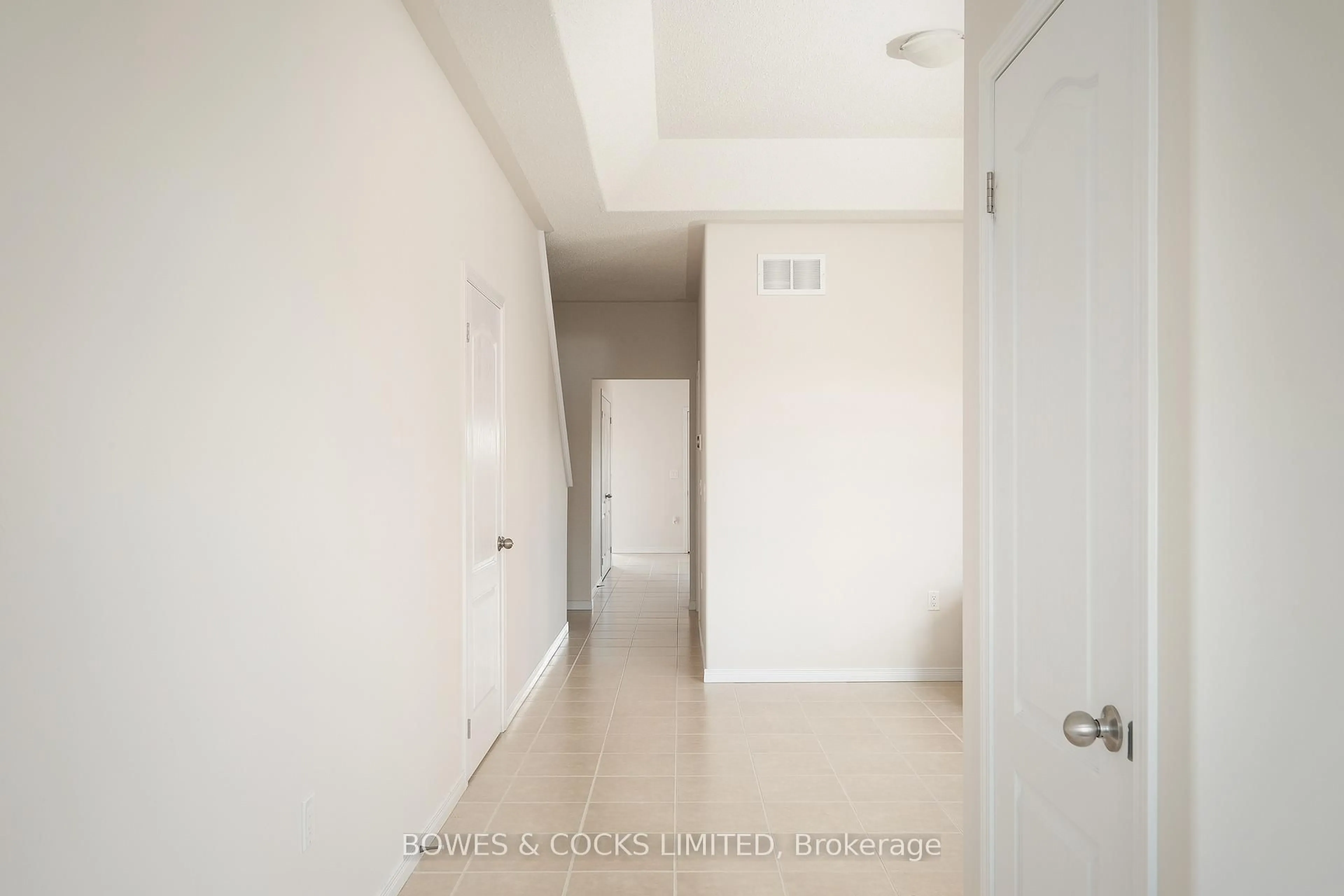 A pic of a room for 941 Avery Ave, Peterborough Ontario K9J 0G9