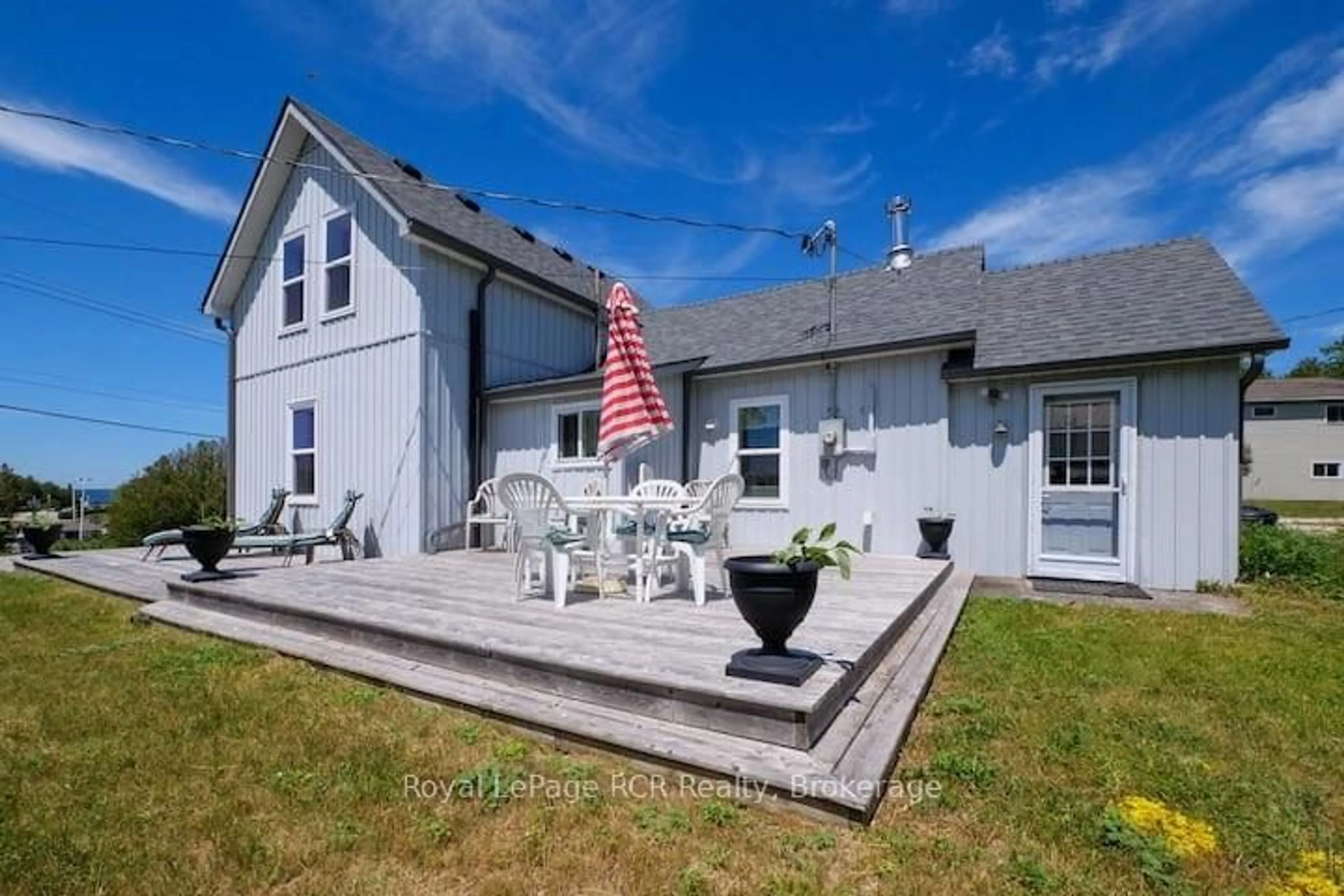 Patio, street for 42 Bay St, Northern Bruce Peninsula Ontario N0H 2R0