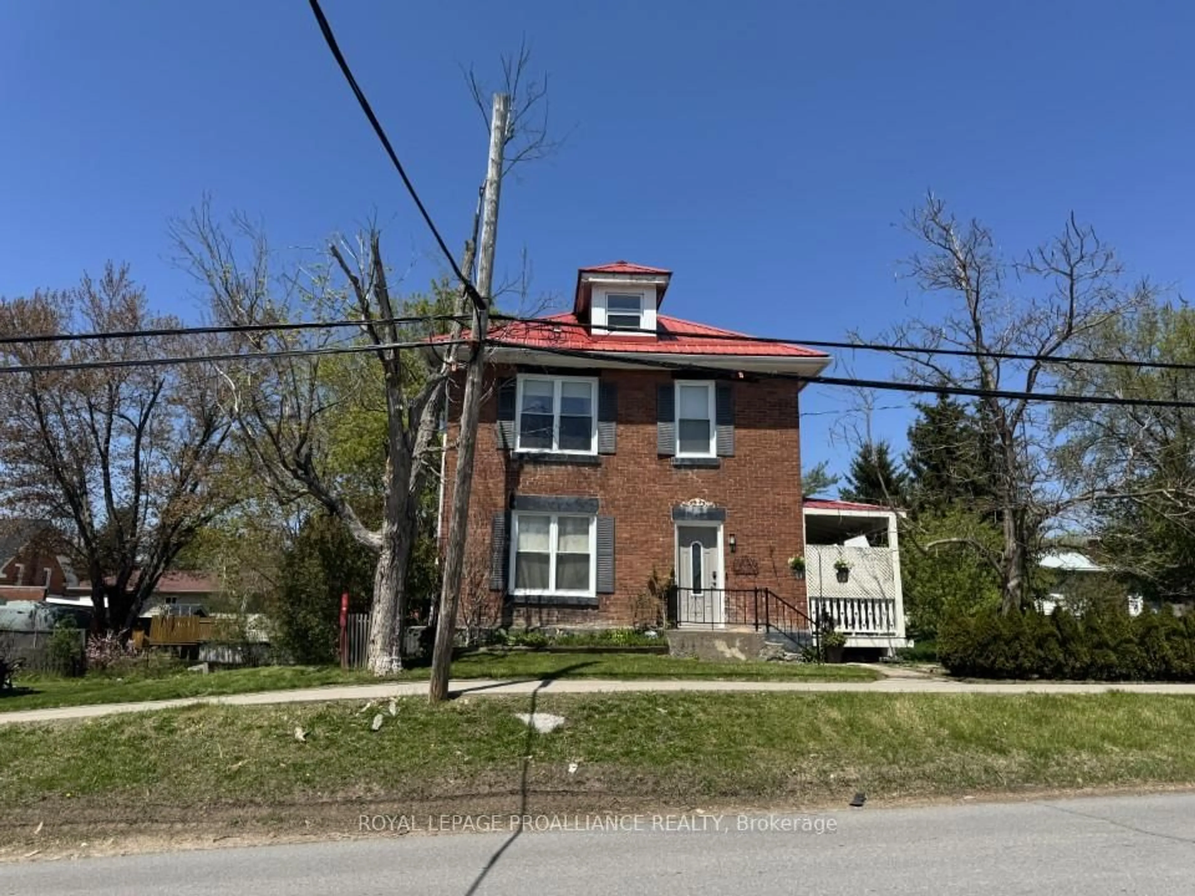 Home with brick exterior material, street for 17 Madoc St, Limoges Ontario K0K 2M0
