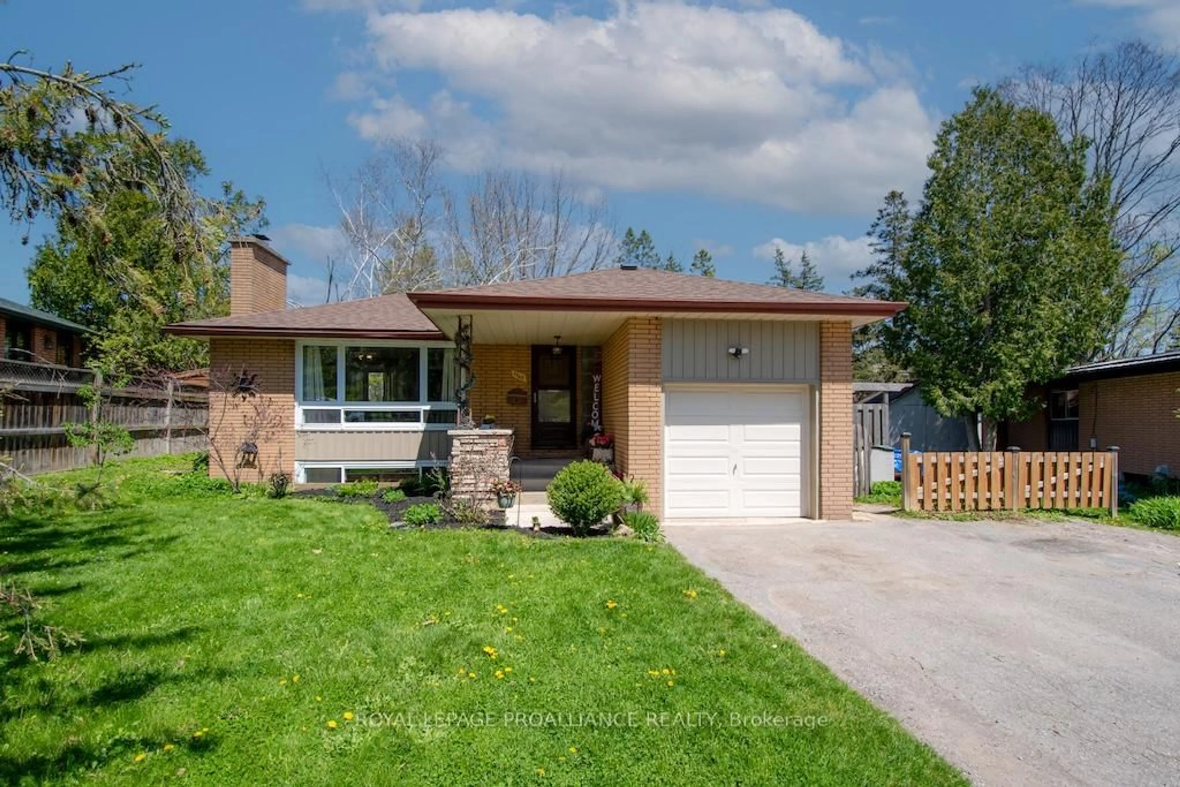 Home with brick exterior material, street for 1060 Glendale Dr, Peterborough North Ontario K9H 6M4