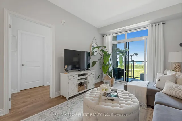 Additional property image - 101 Shoreview Pl Unit 239