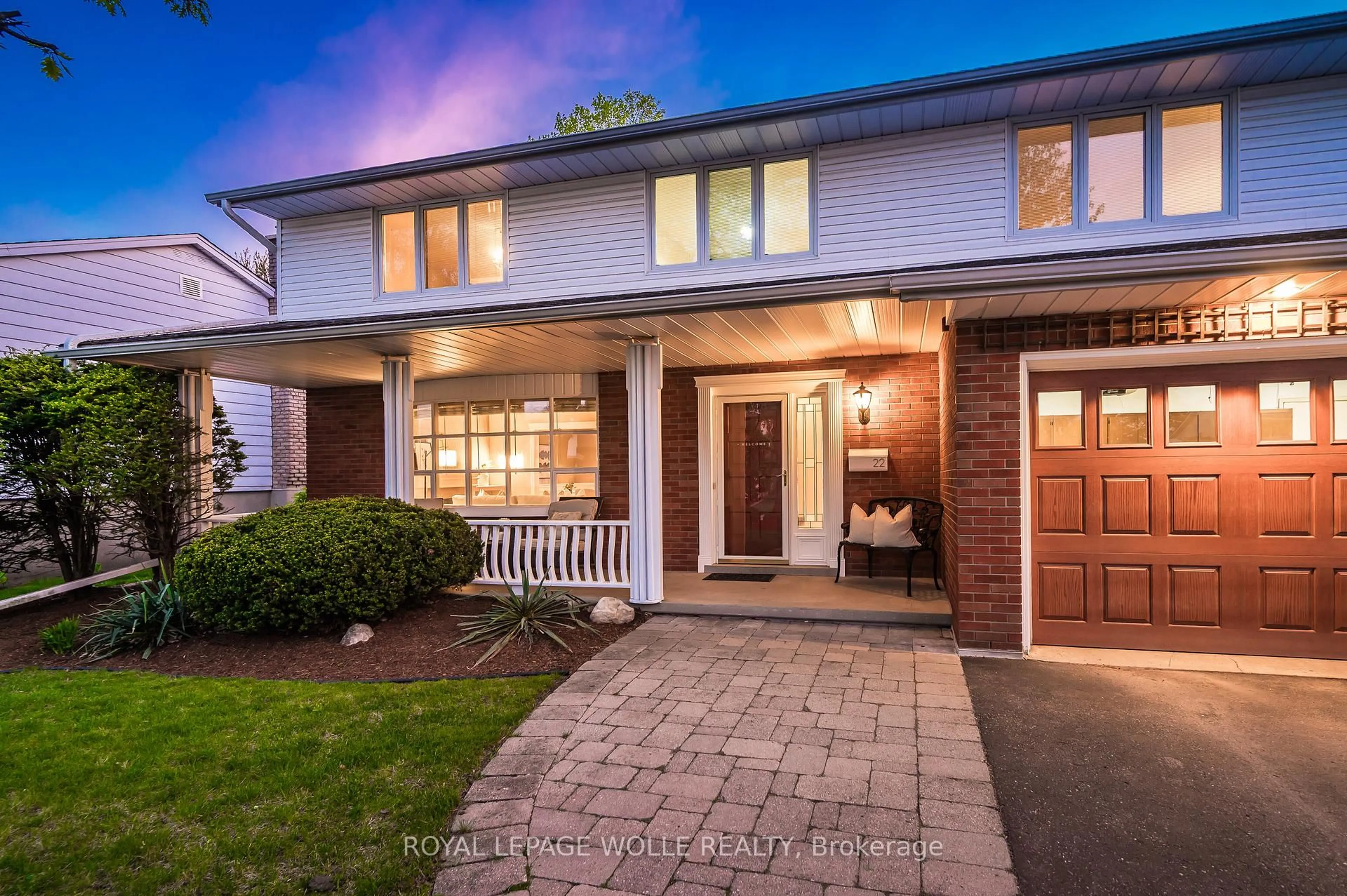 Home with brick exterior material, street for 22 Eastwood Dr, Kitchener Ontario N2A 1Z9