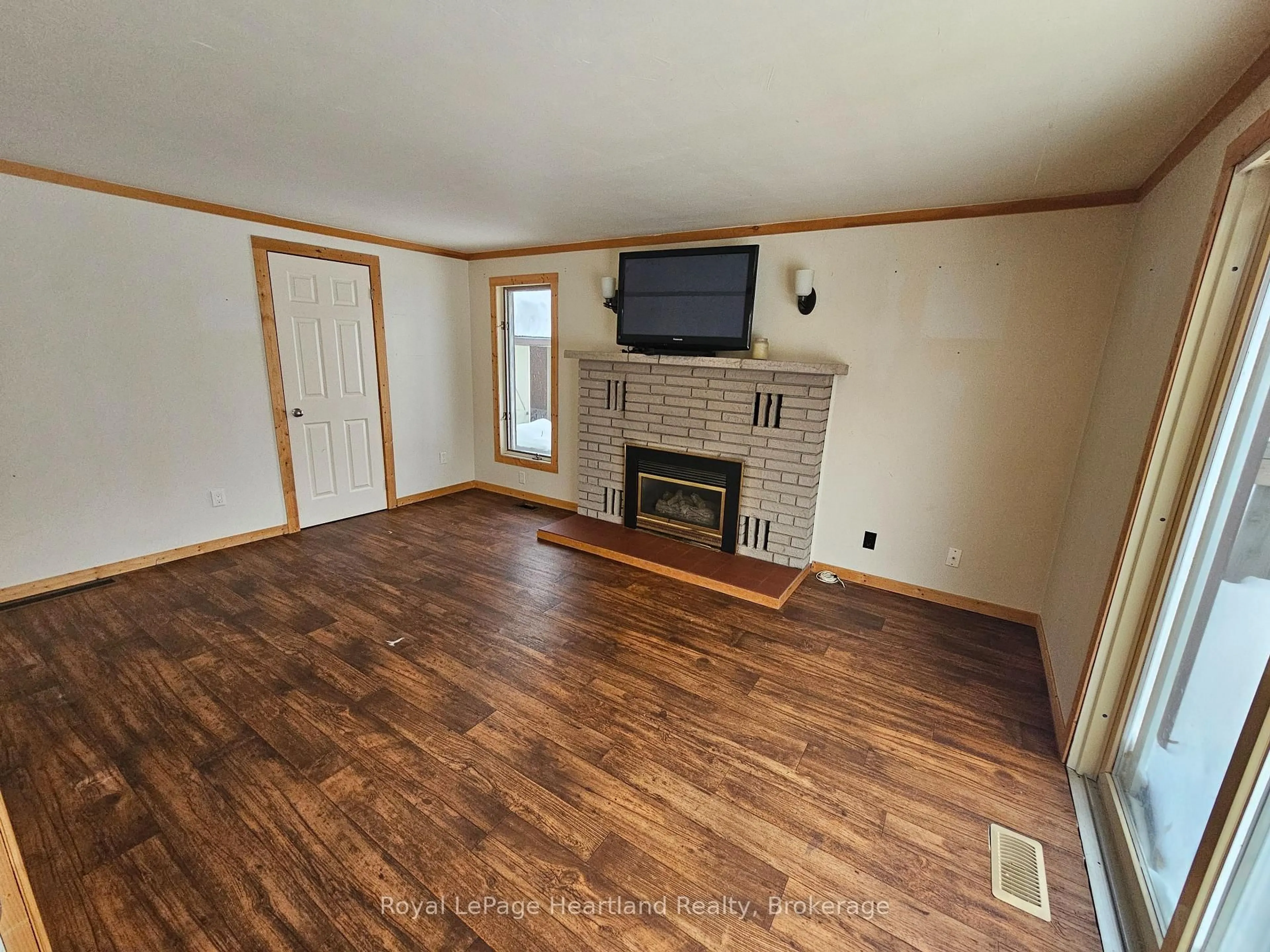 A pic of a room for 43 Trafalgar St, Goderich Ontario N7A 1T3