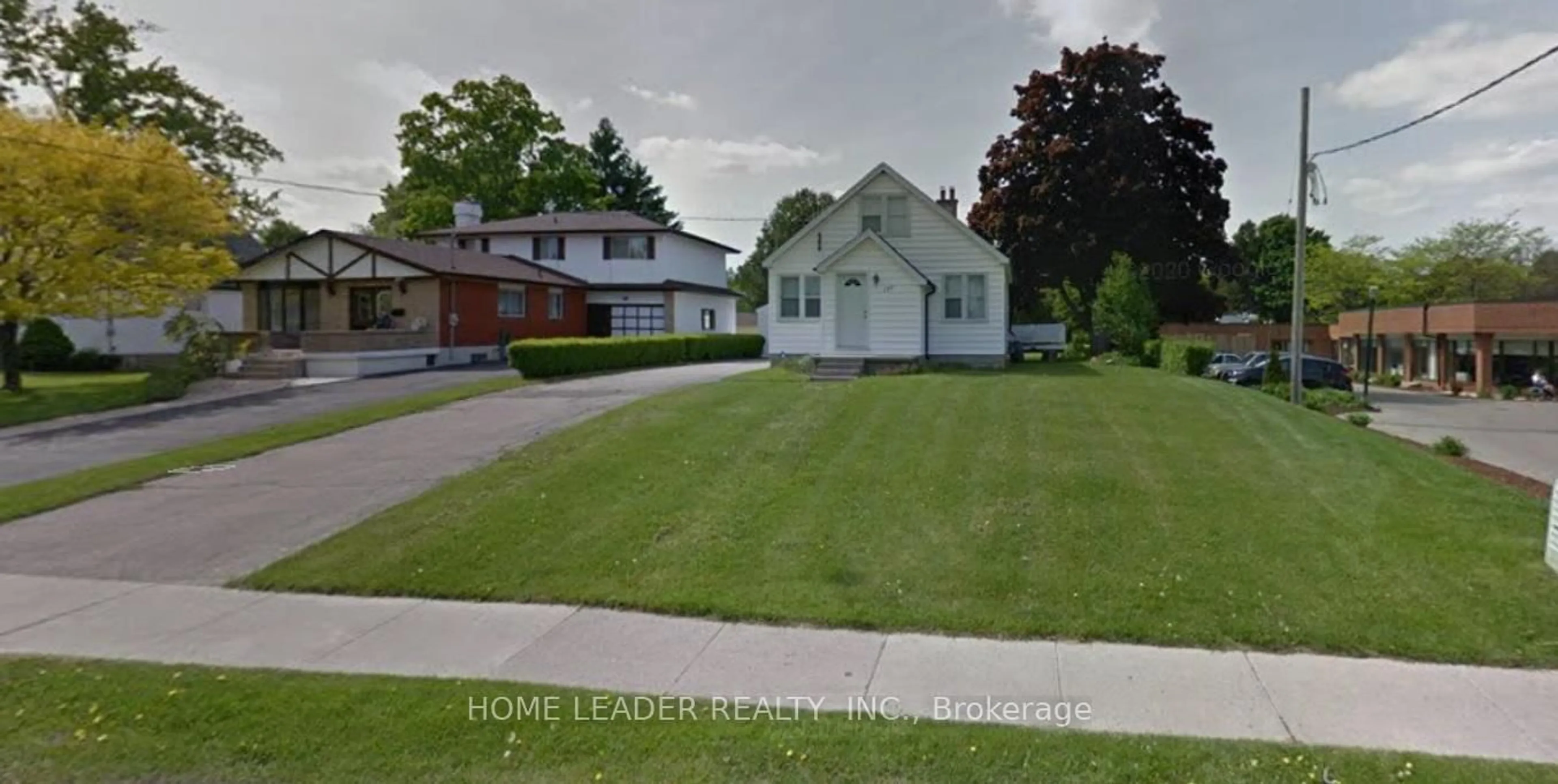 Blurry image for 142-146 Fergus Ave, Kitchener Ontario N2A 2H2