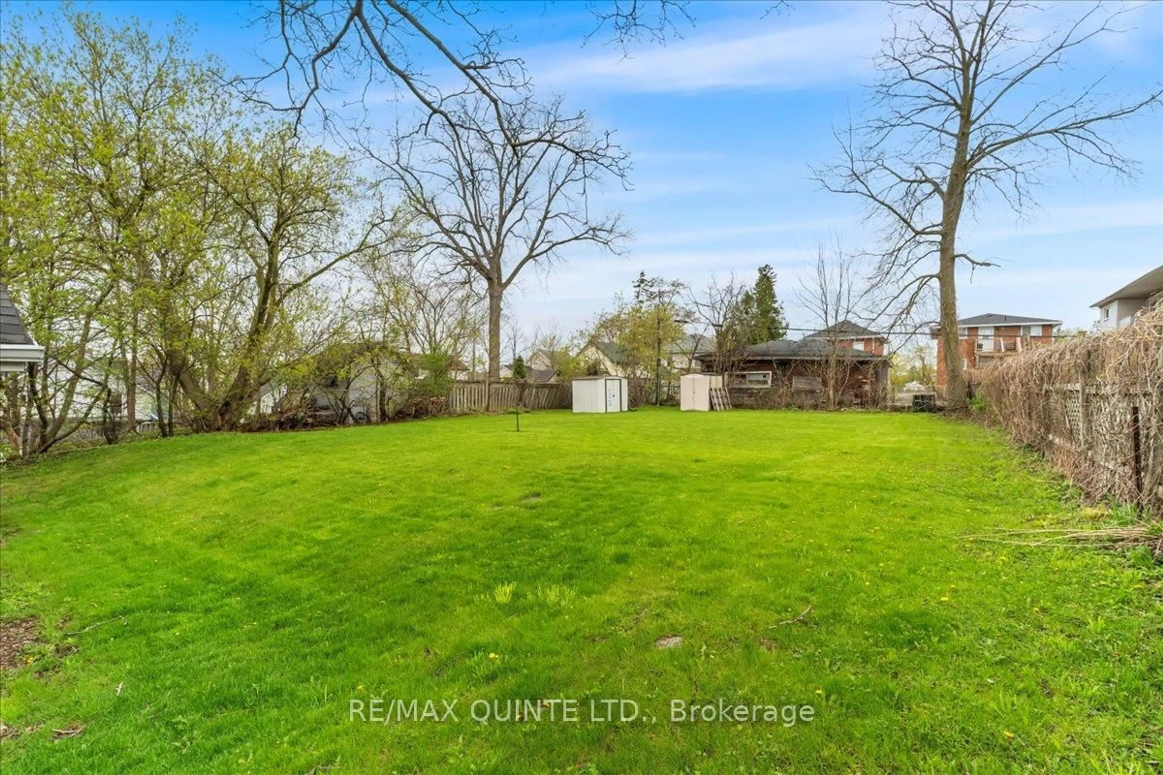 A pic from outside/outdoor area/front of a property/back of a property/a pic from drone, water/lake/river/ocean view for 10 Grier St, Belleville Ontario K8P 2Z7