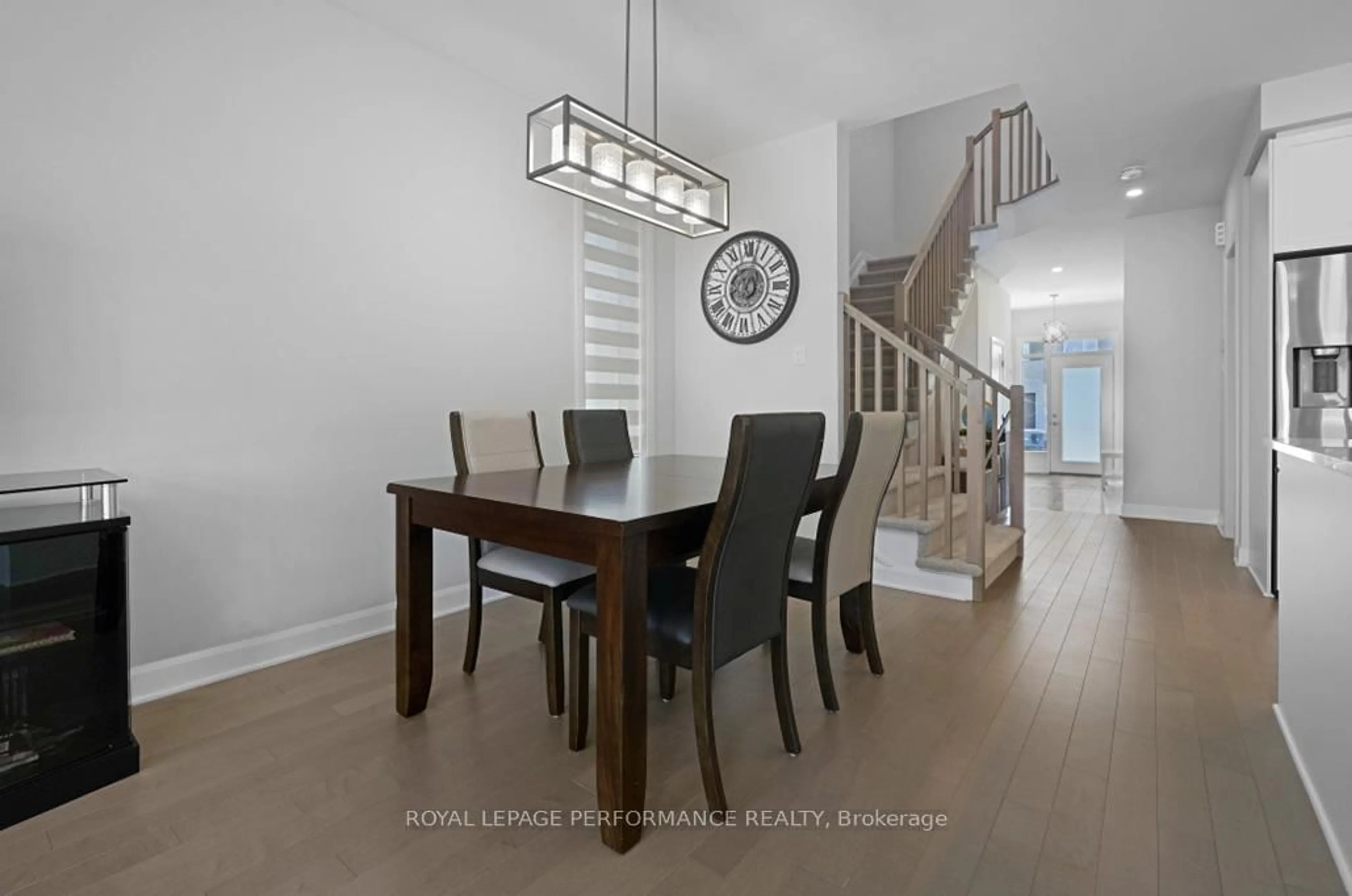 Dining room, unknown for 627 Taliesin Cres, Ottawa Ontario K2S 2W5