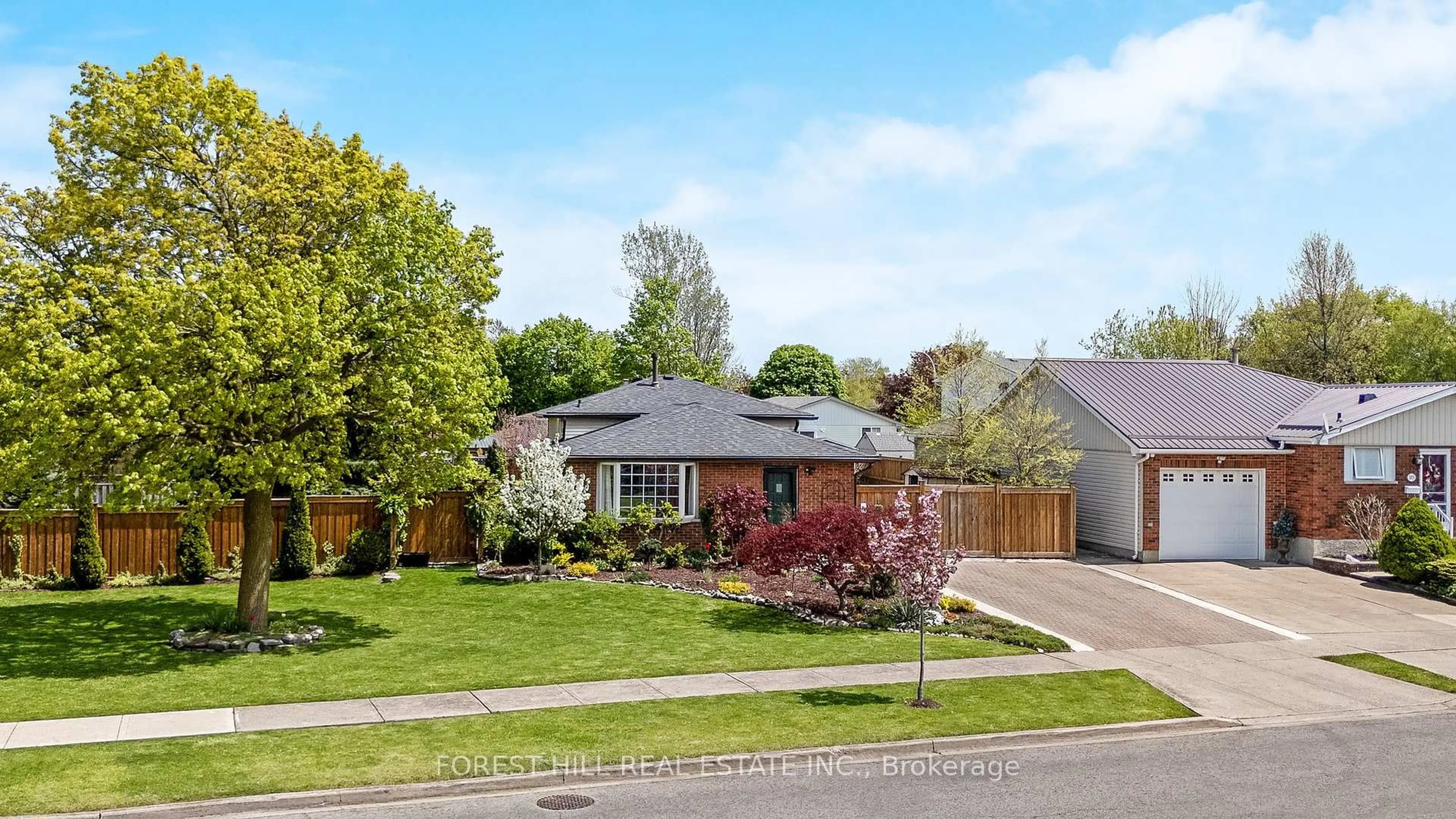 Unknown for 99 Gordon Drummond Ave, Hamilton Ontario L8J 1E9