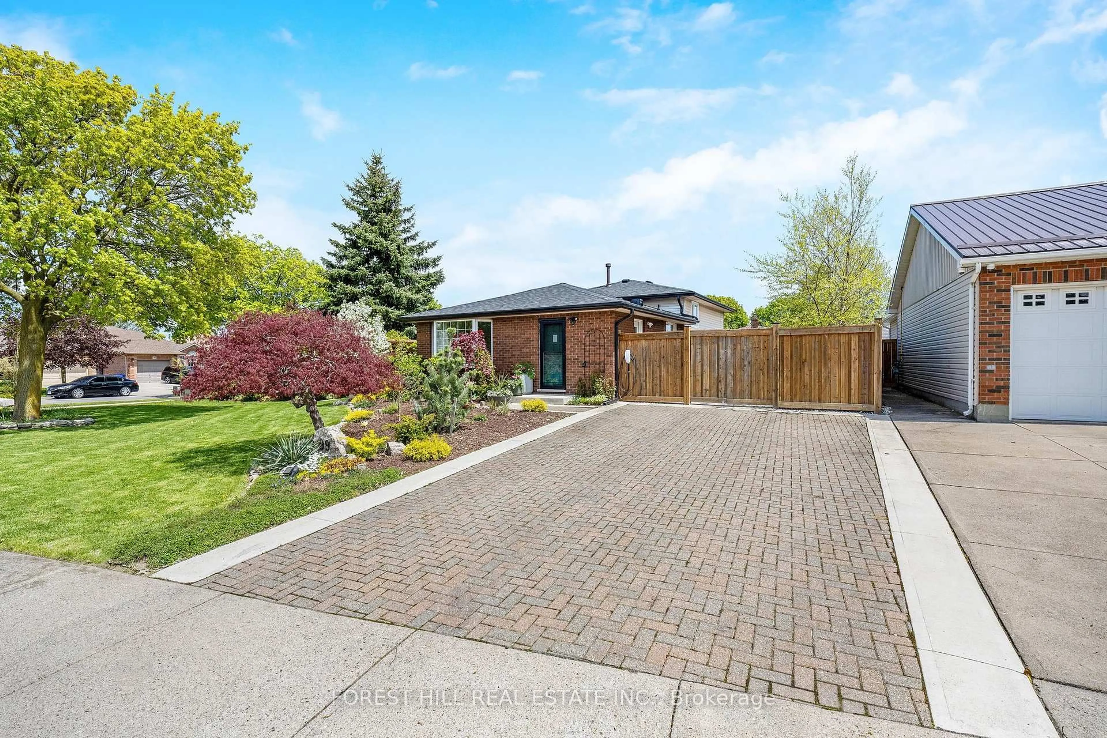 Home with brick exterior material, street for 99 Gordon Drummond Ave, Hamilton Ontario L8J 1E9