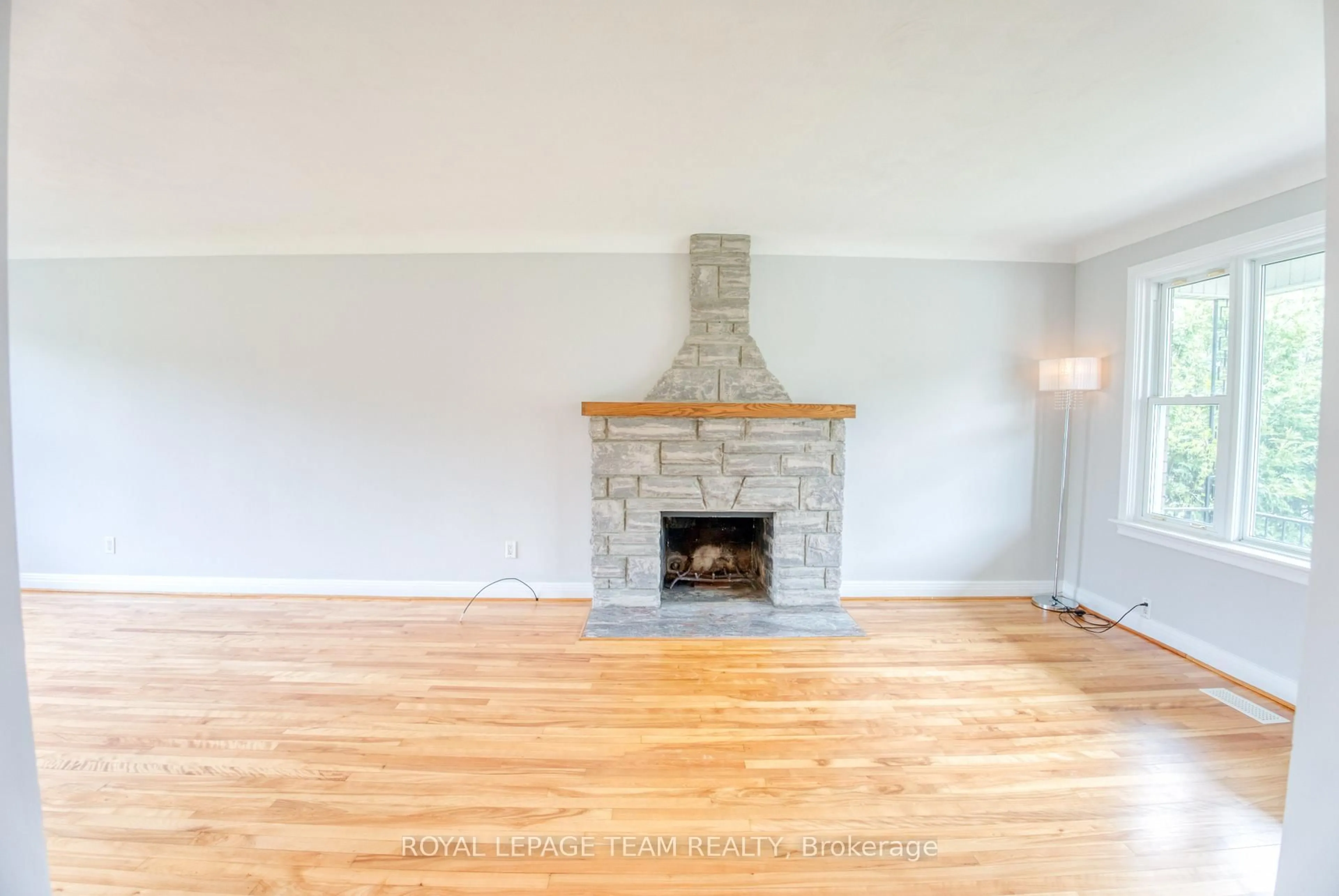 Living room with furniture, unknown for 53 Drouin Ave, Ottawa Ontario K1K 2A6