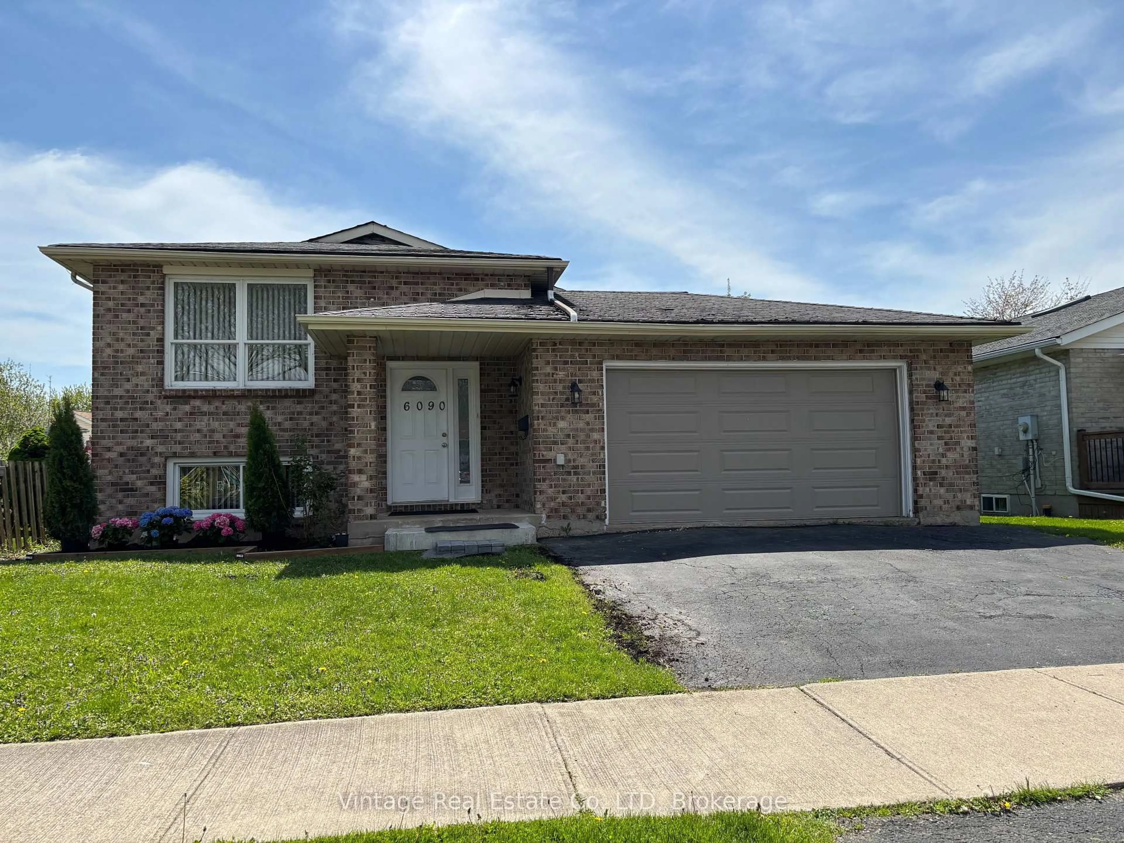 Home with brick exterior material, street for 6090 Crimson Dr, Niagara Falls Ontario L2G 7S5