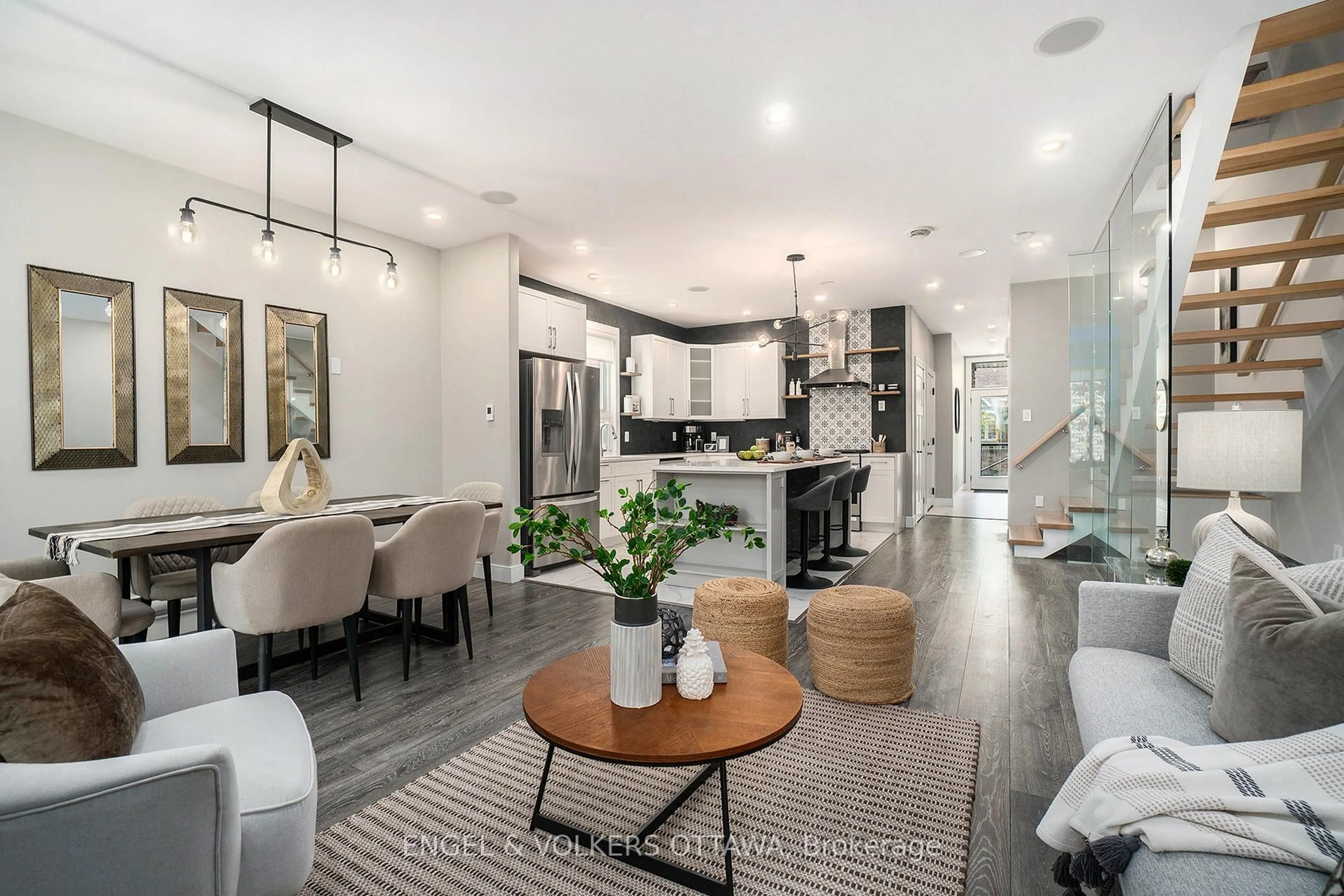 Open concept kitchen, ceramic/tile floor for 15 Granville Ave, Ottawa Ontario K1Y 0M5