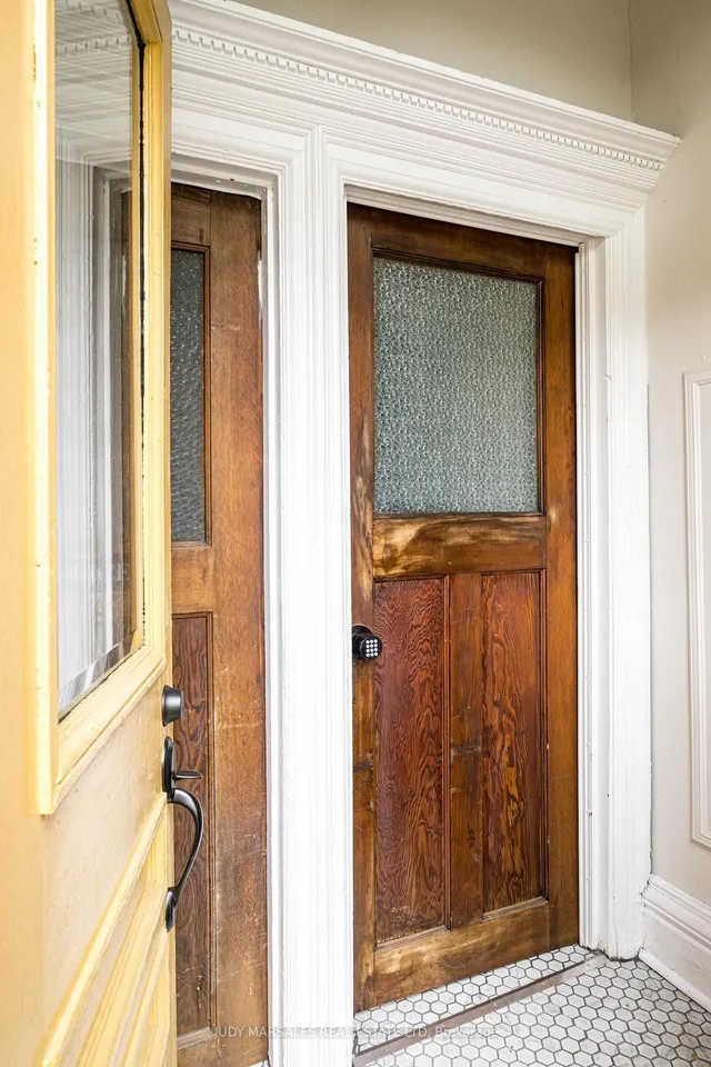 Additional image 44 of 177 Charlton Ave