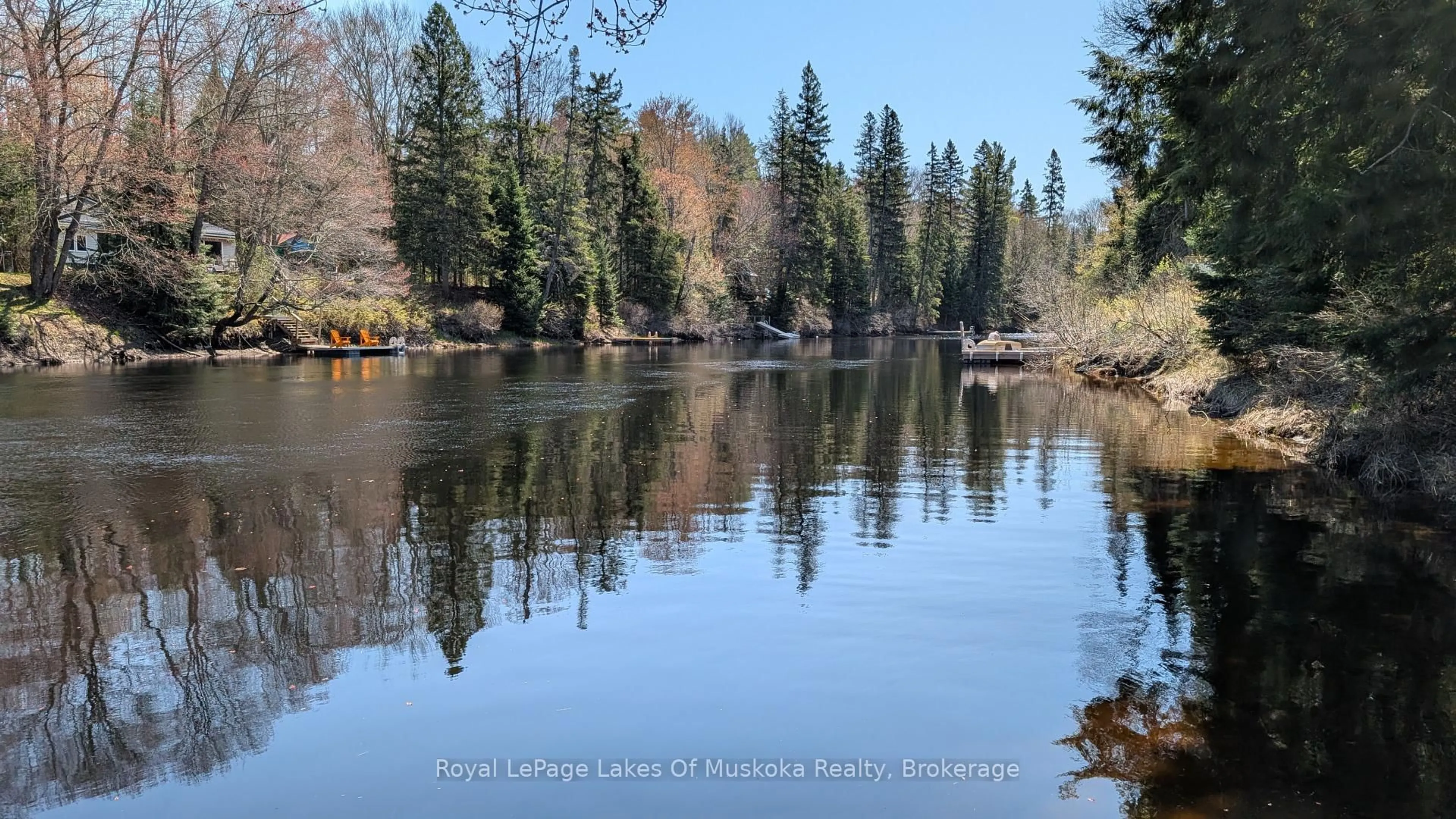 Blurry image for 171 River Valley Dr, Huntsville Ontario P0B 1L0