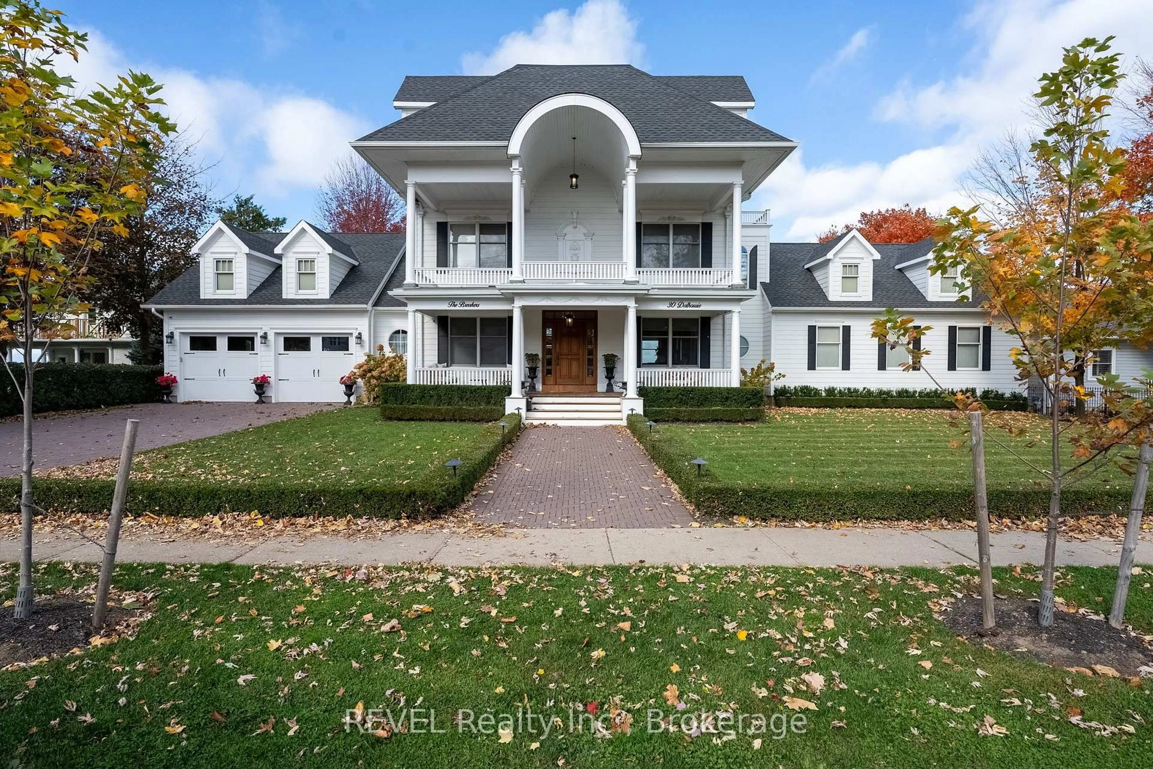 Unknown for 30 Dalhousie Ave, St. Catharines Ontario L2N 4W4