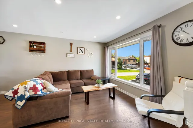 Additional image 38 of 41 Yeoville Crt