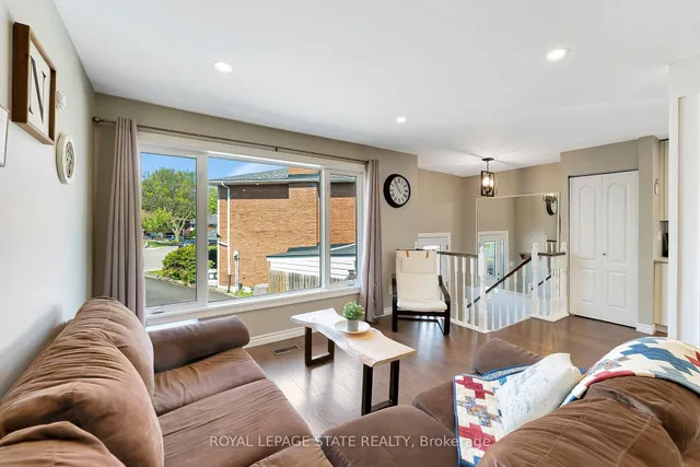Additional image 37 of 41 Yeoville Crt