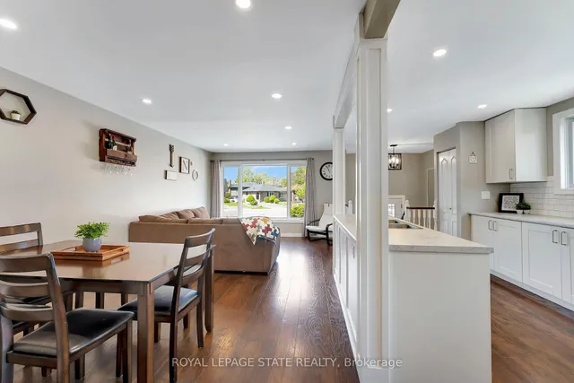 Additional image 31 of 41 Yeoville Crt