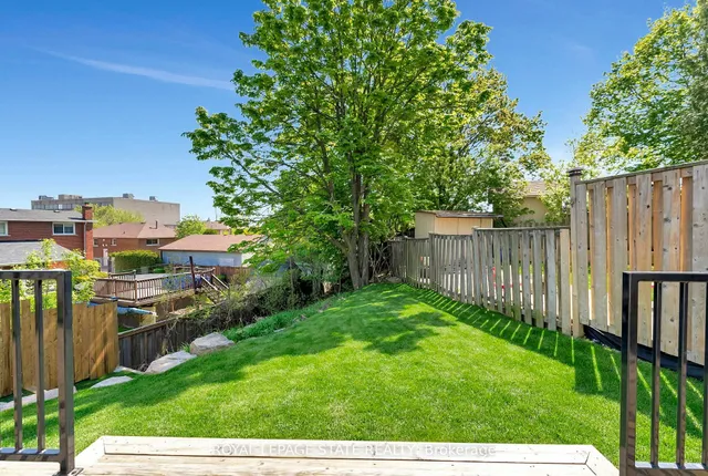 Additional image 5 of 41 Yeoville Crt