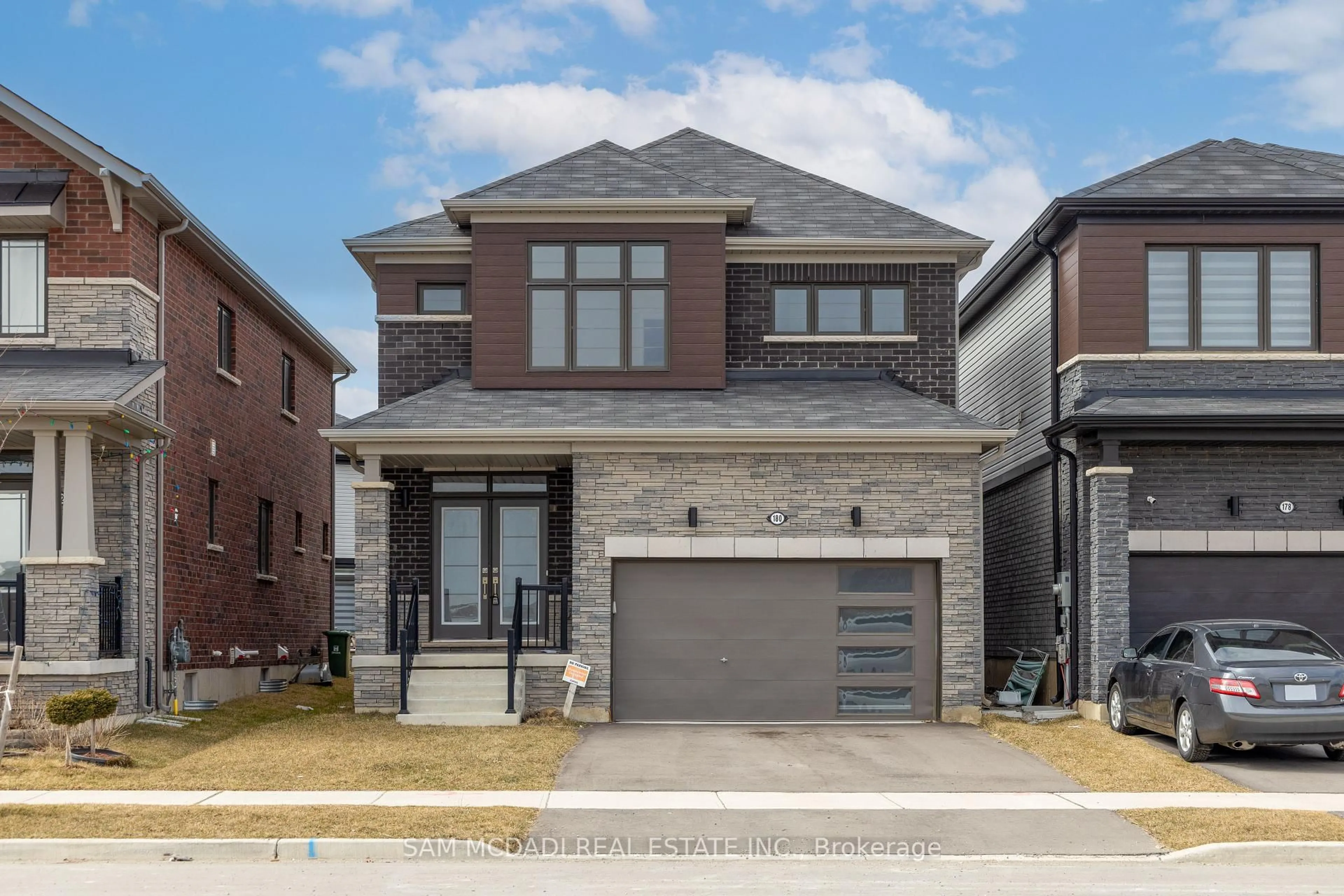 Home with brick exterior material, street for 180 Whithorn Cres, Haldimand Ontario N3W 0G4
