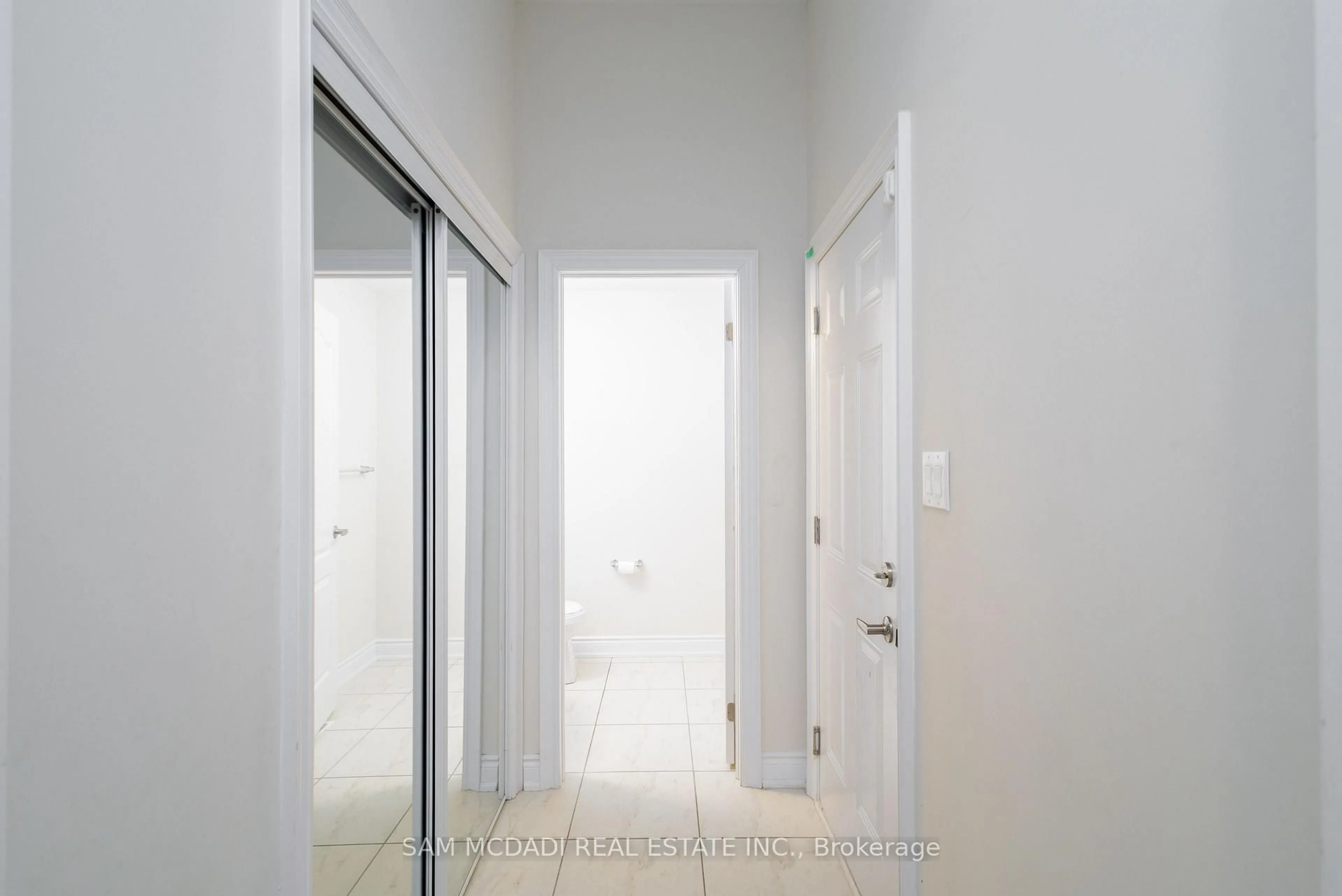Unknown for 180 Whithorn Cres, Haldimand Ontario N3W 0G4