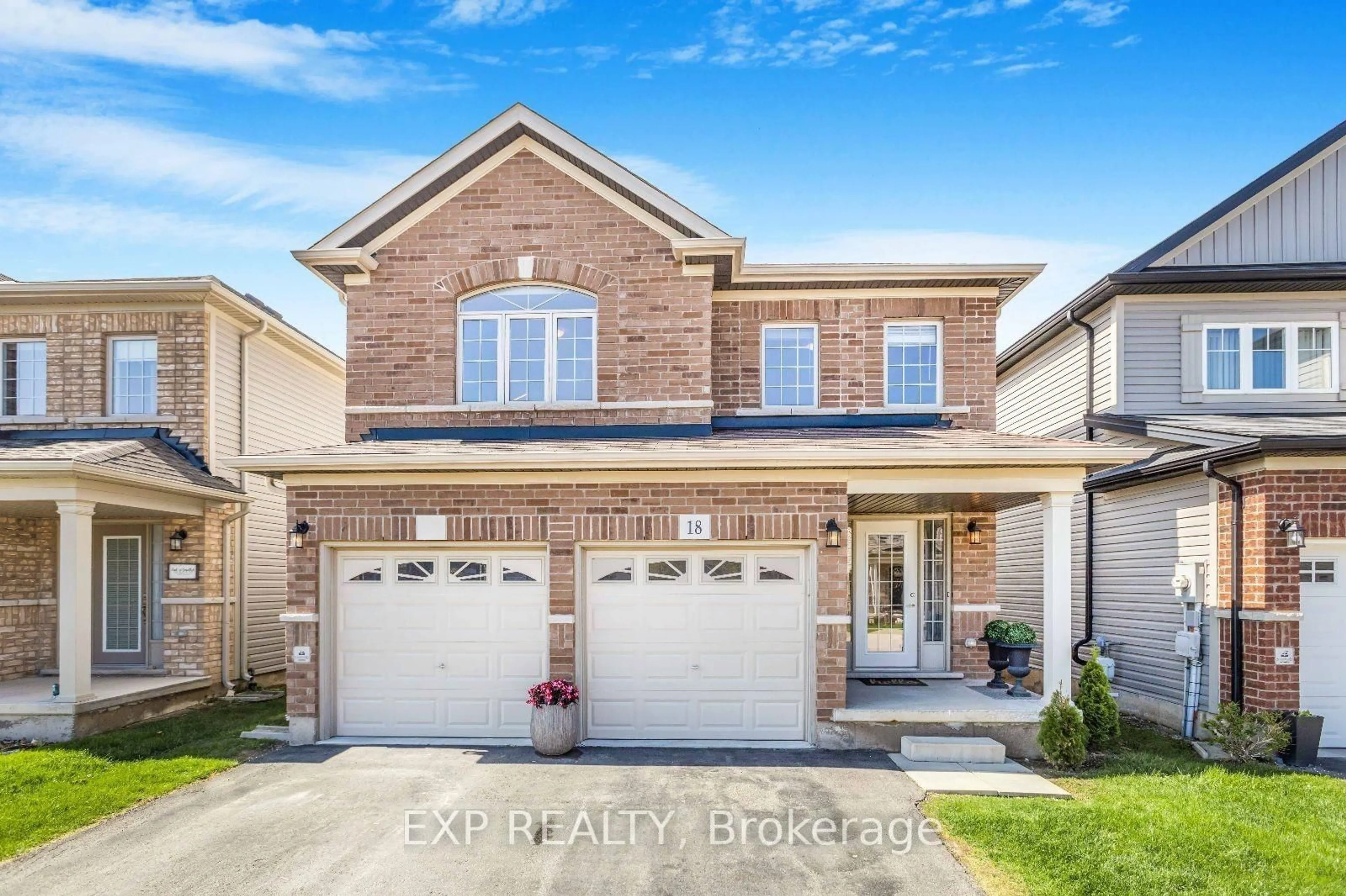 Home with brick exterior material, street for 77 AVERY Cres #18, St. Catharines Ontario L2P 0E5