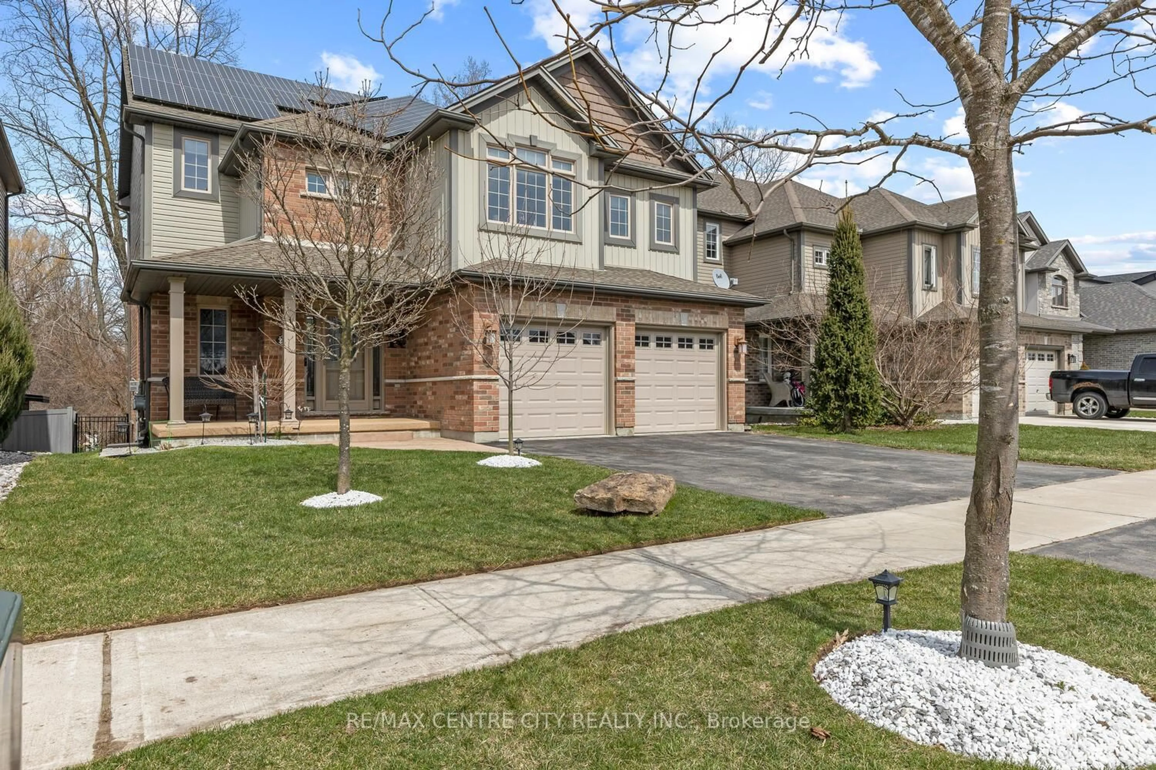 Home with brick exterior material, street for 219 Union Ave, Middlesex Centre Ontario N0L 1R0