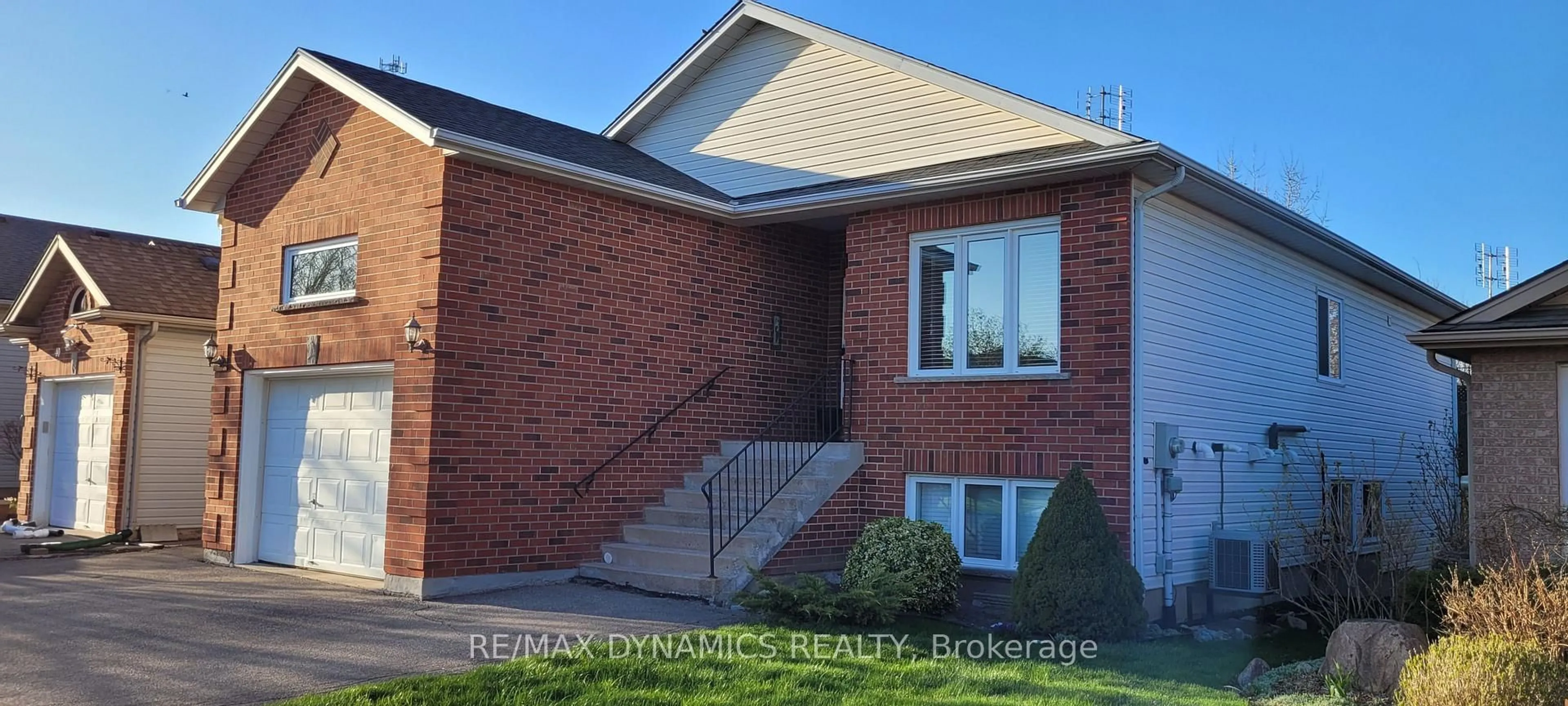 Home with brick exterior material, unknown for 48 Gretel Pl, Welland Ontario L3C 7H5