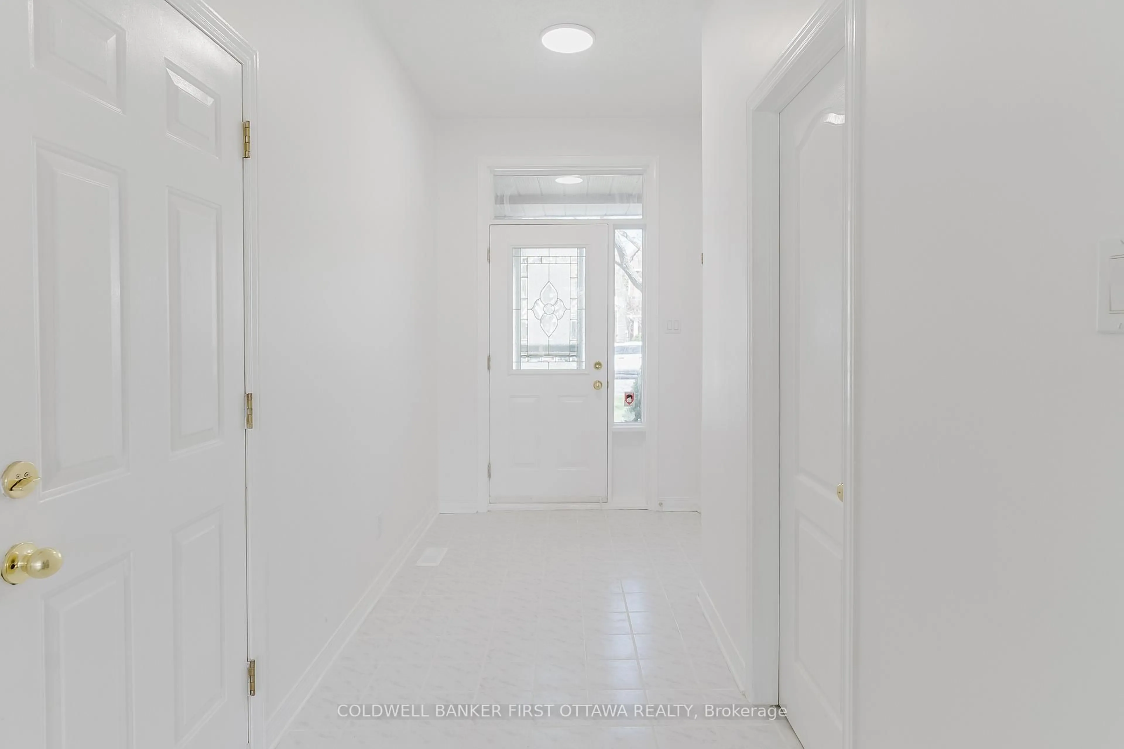 Unknown for 204 Windhurst Dr, Ottawa Ontario K2G 6H9