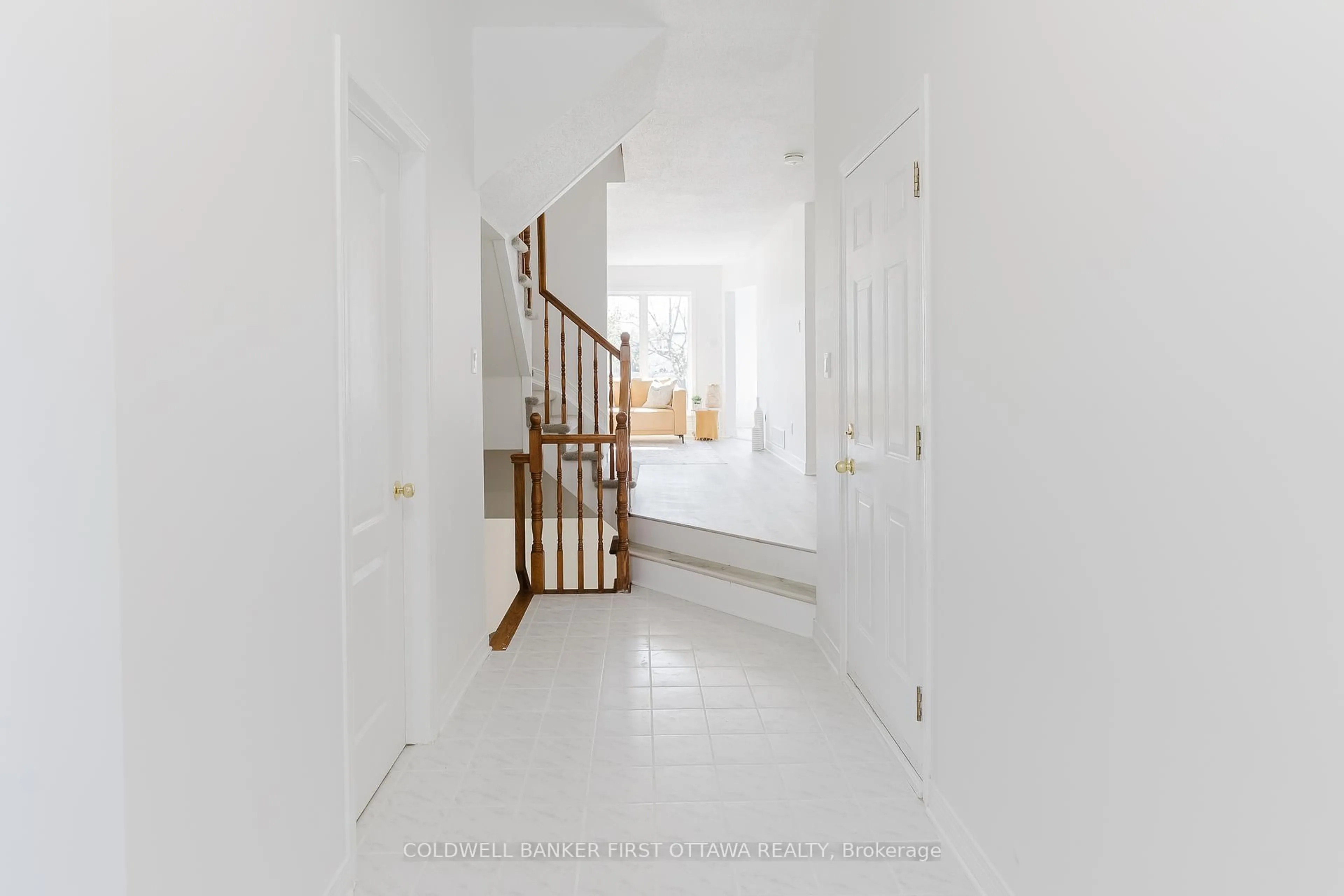 Unknown for 204 Windhurst Dr, Ottawa Ontario K2G 6H9