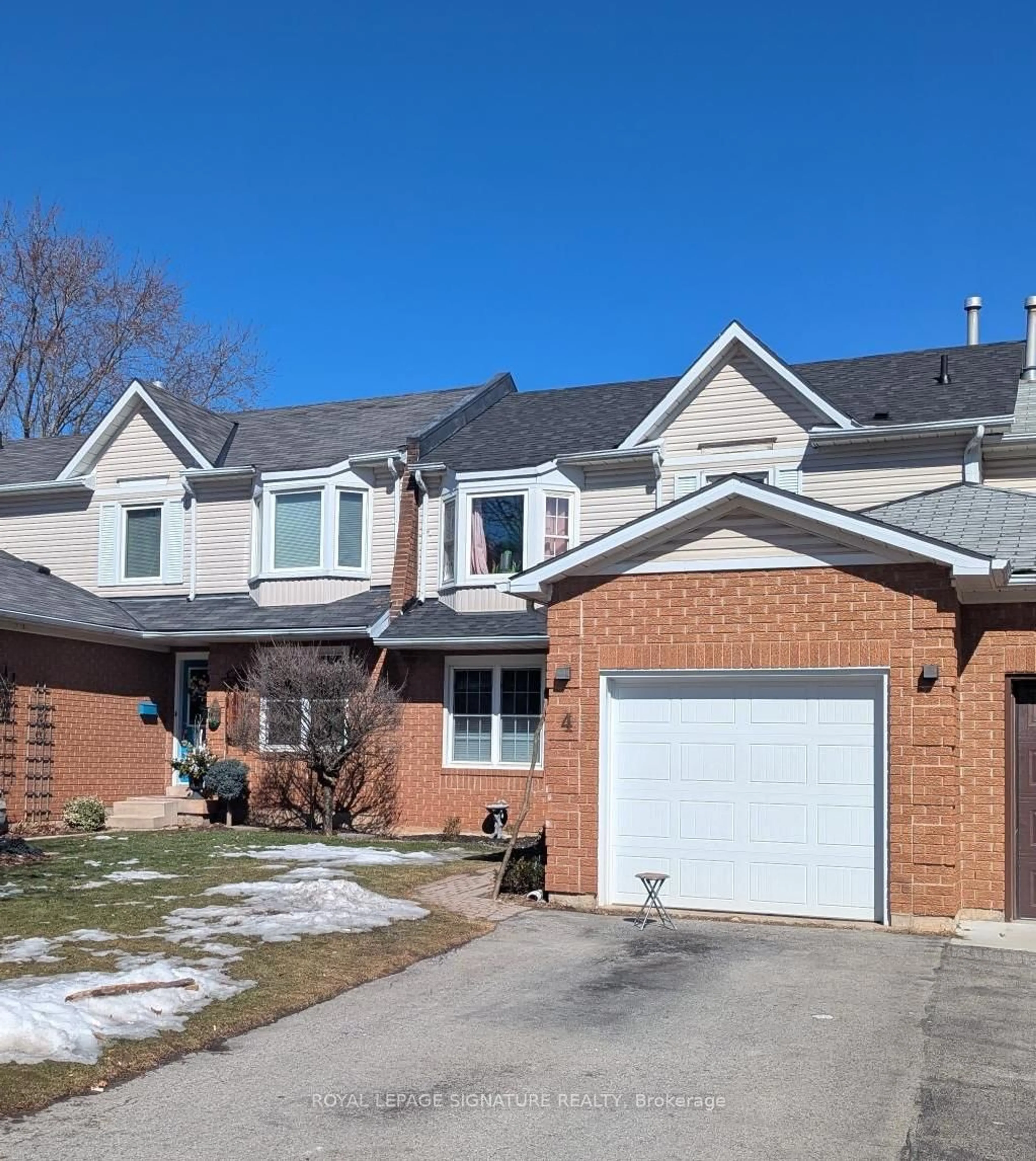 Home with brick exterior material, street for 4 Pleasant Grove Terr, Grimsby Ontario L3M 5G8