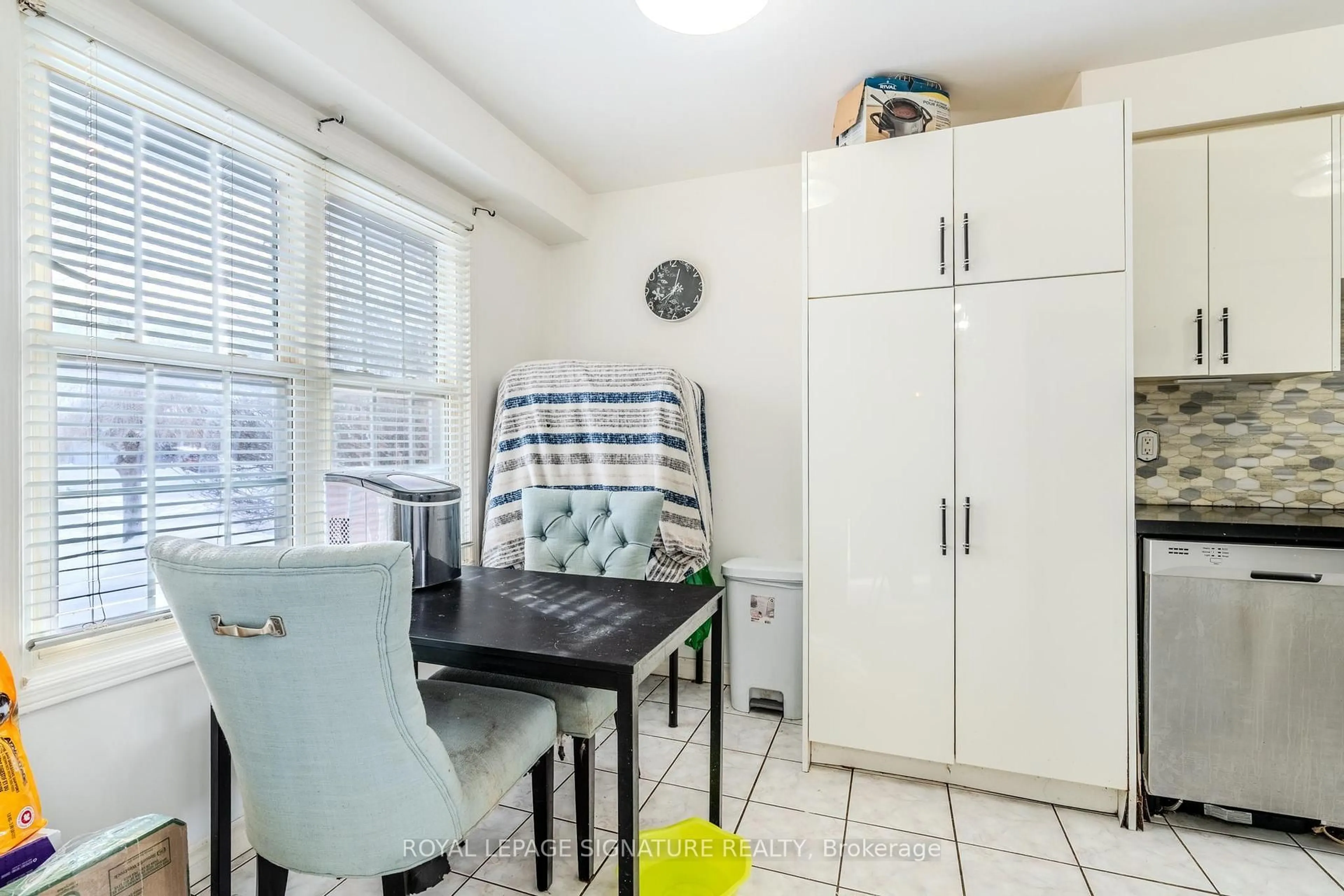 Unknown for 4 Pleasant Grove Terr, Grimsby Ontario L3M 5G8