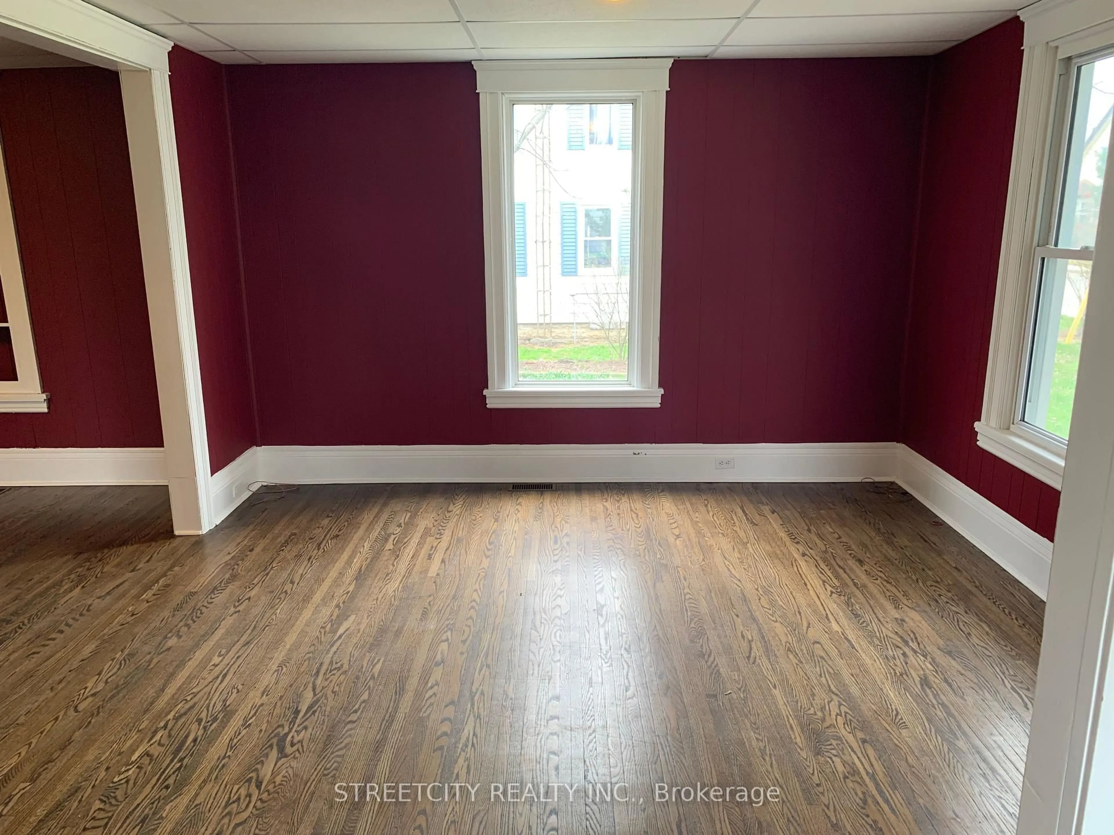 A pic of a room for 263 King St, Southwest Middlesex Ontario N0L 1M0