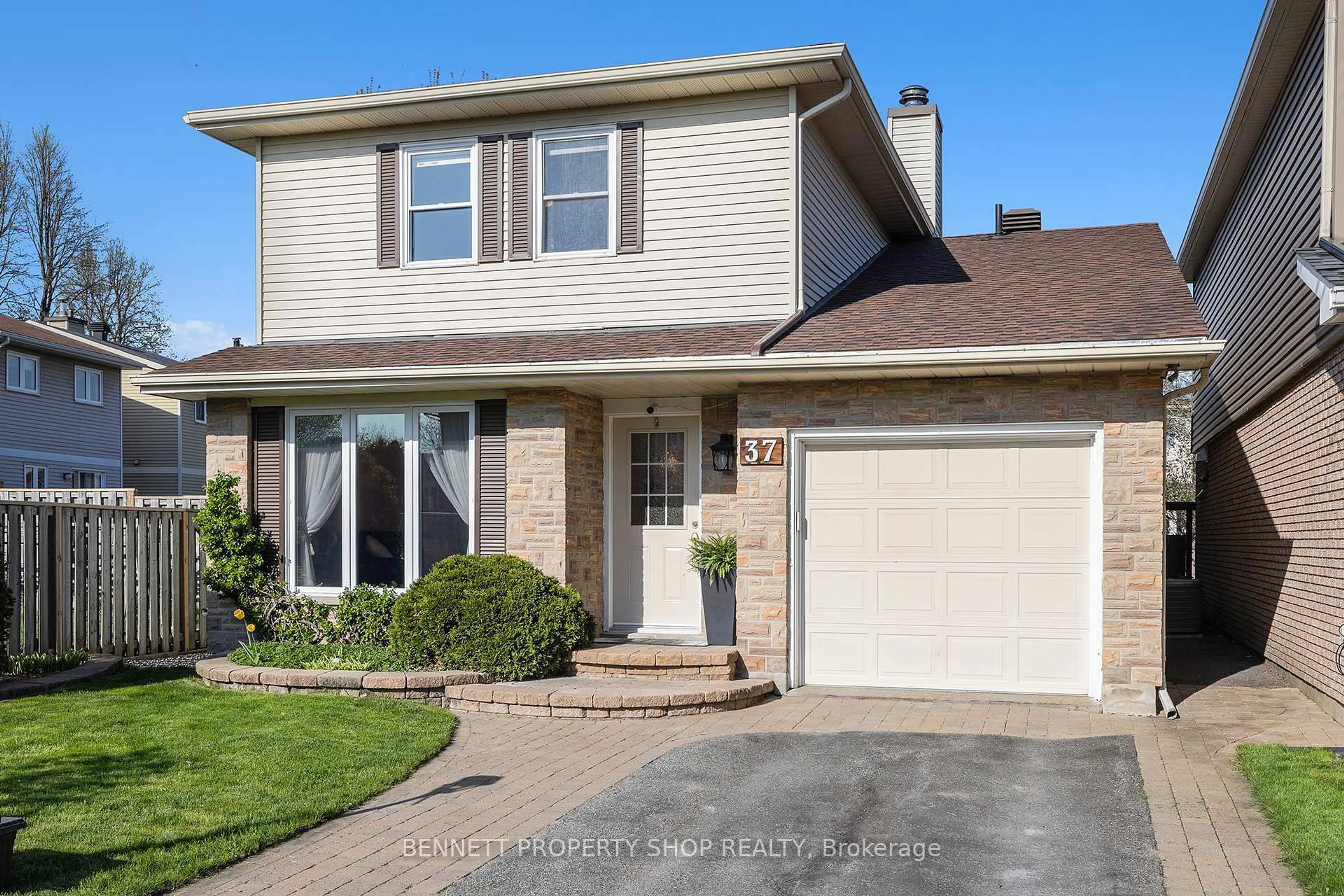 Home with brick exterior material, street for 37 Ivylea St, Ottawa Ontario K2G 4X1