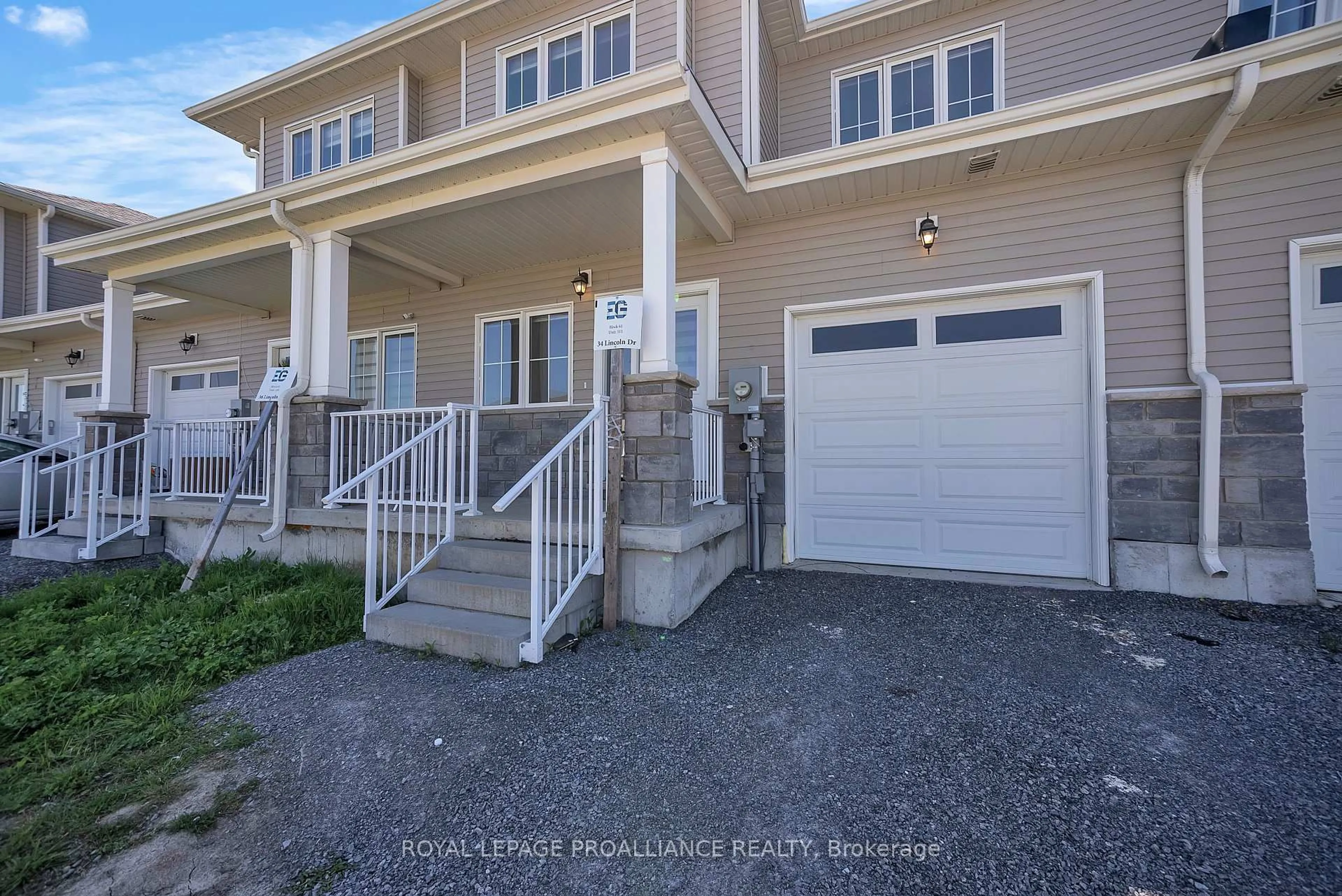 Home with vinyl exterior material, street for 34 Lincoln Dr, Belleville Ontario K8N 0T8