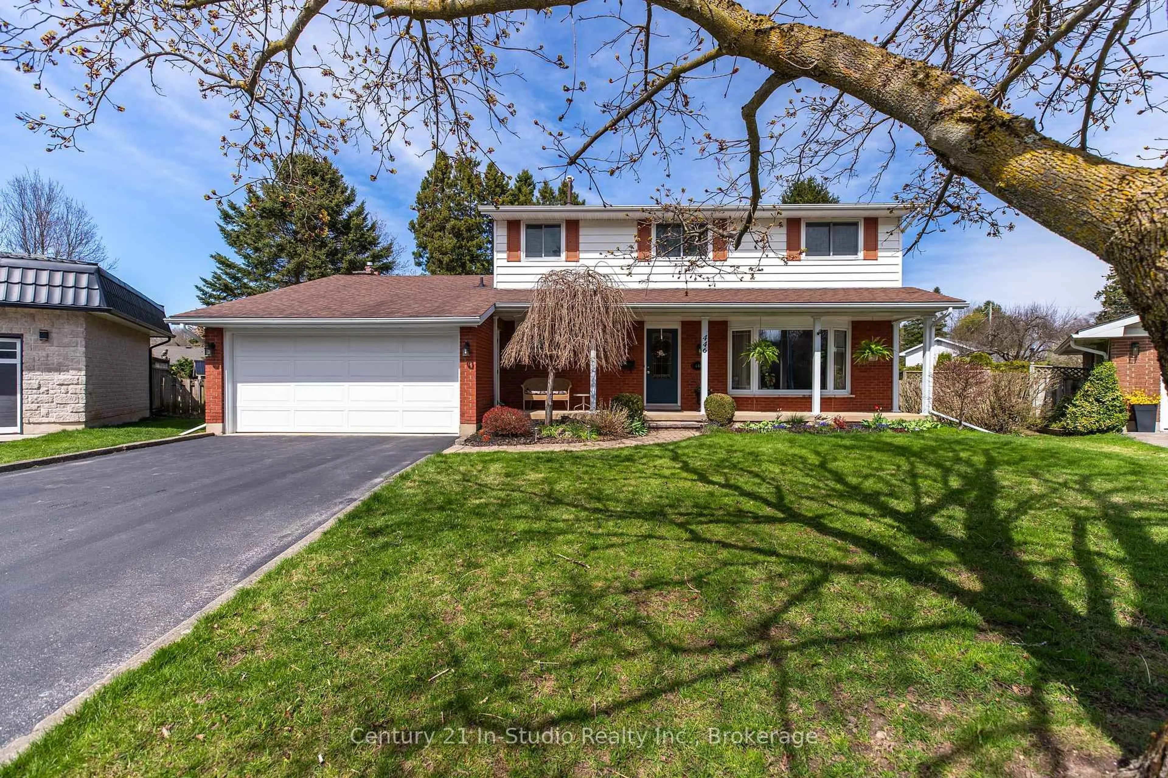 Home with brick exterior material, street for 446 4th A St, Owen Sound Ontario N4K 3K1