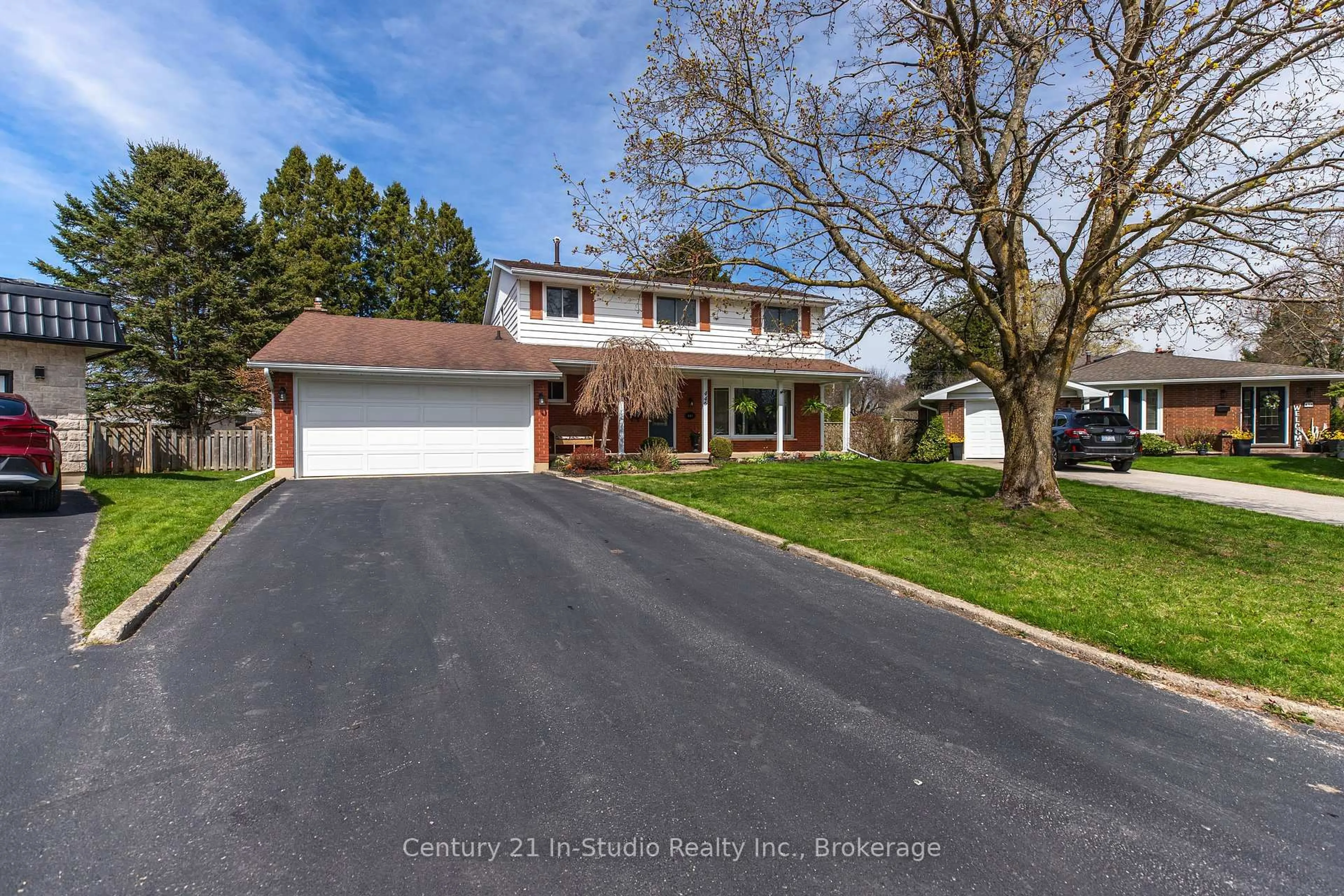 Unknown for 446 4th A St, Owen Sound Ontario N4K 3K1