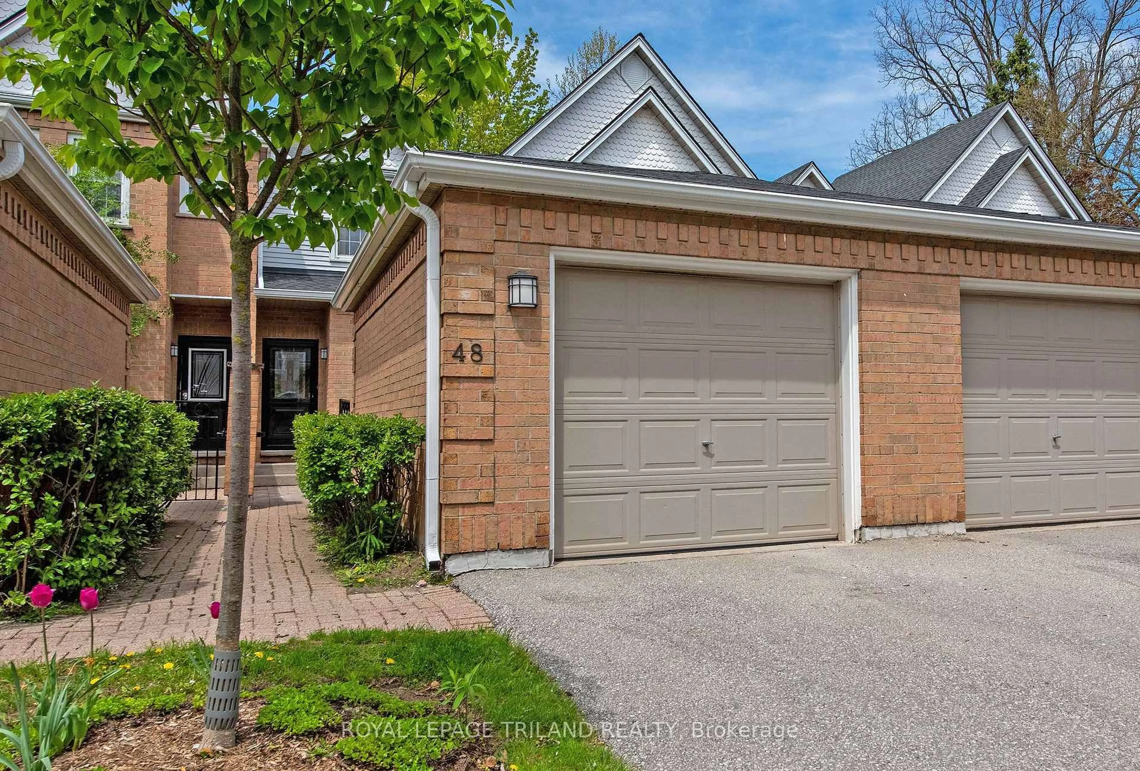 Home with brick exterior material, street for 1570 RICHMOND St #48, London North Ontario N6G 4W2