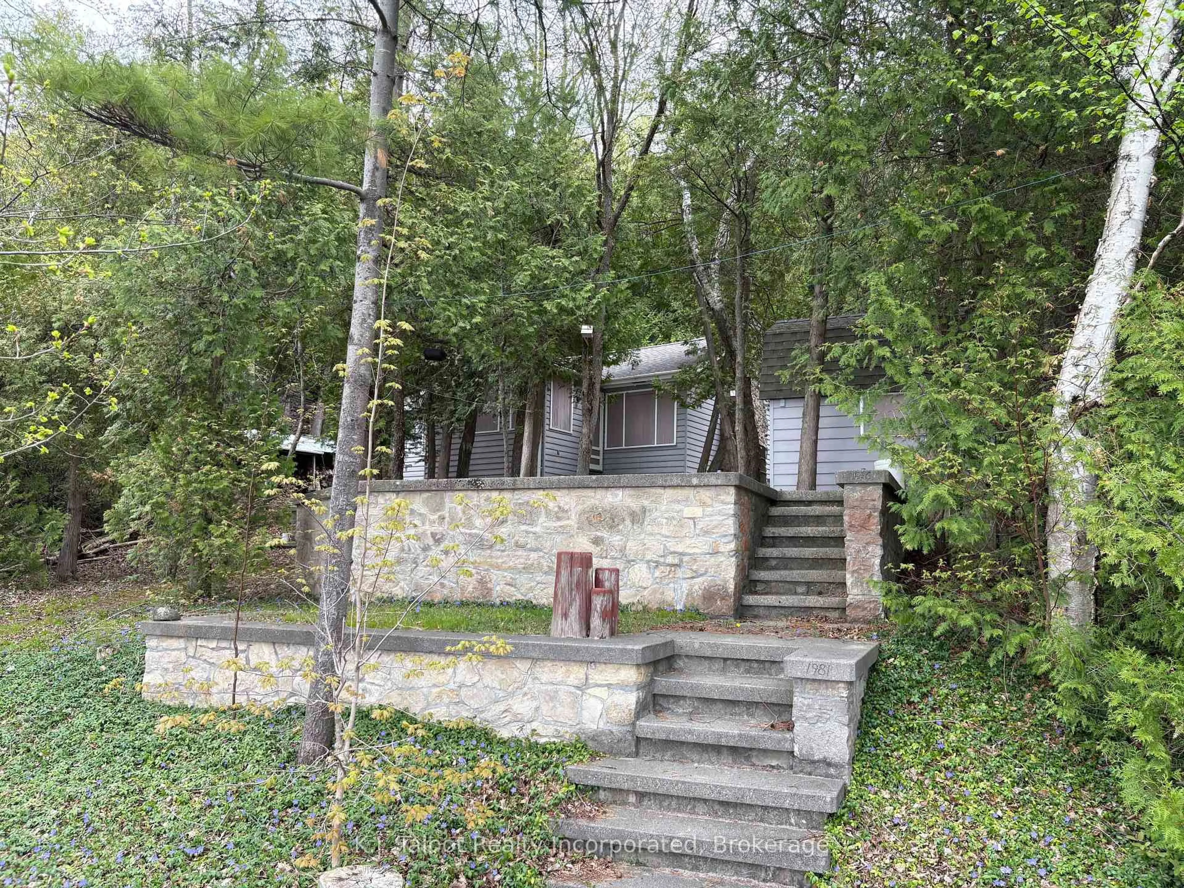Unknown for 84119 Lakeview Dr, Ashfield-Colborne-Wawanosh Ontario N7A 3X9