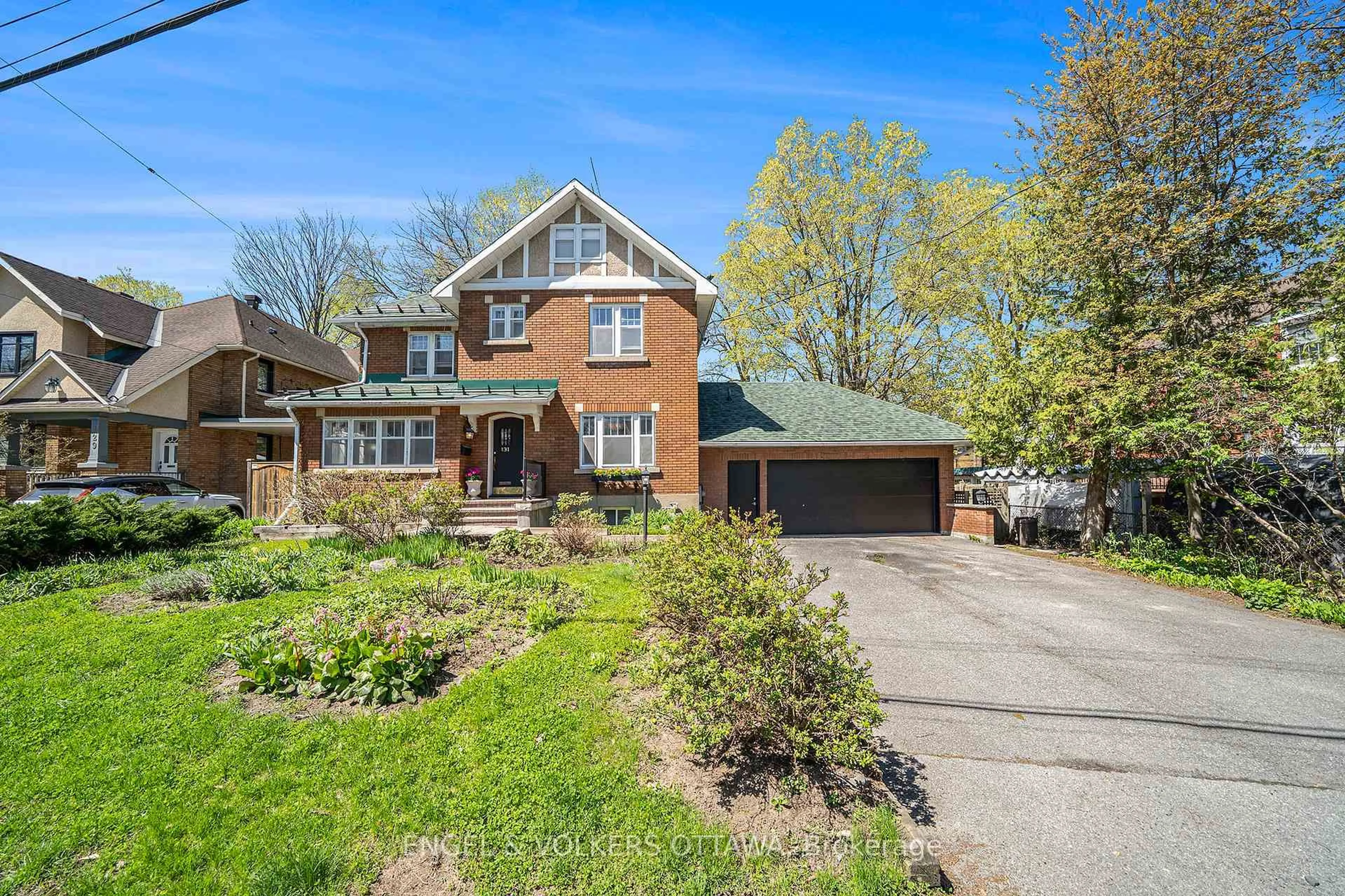 Unknown for 131 Acacia Ave, Ottawa Ontario K1M 0R2