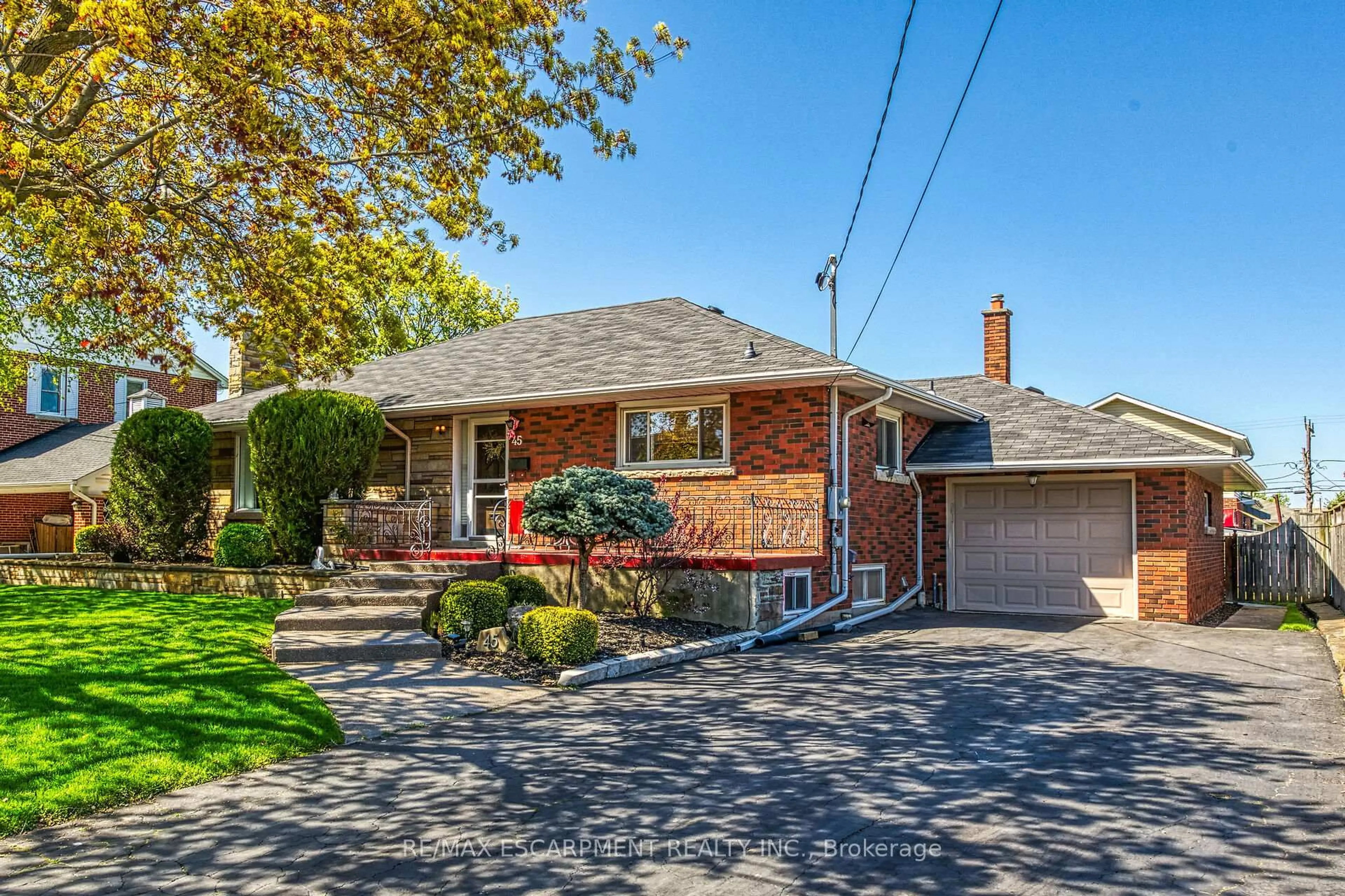 Home with brick exterior material, street for 45 James Ave, Hamilton Ontario L8G 3K5