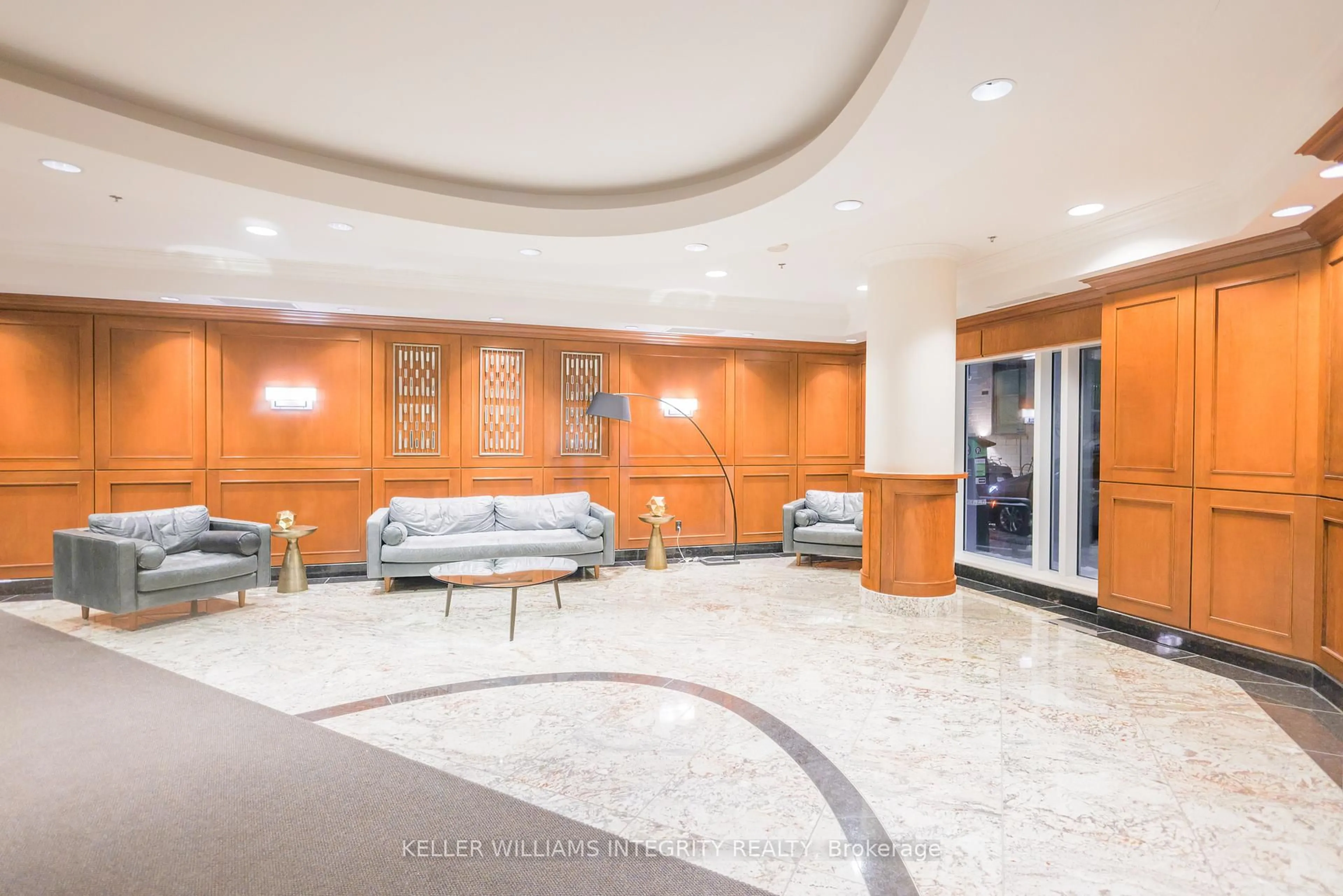 Lobby for 195 Besserer St #2604, Ottawa Ontario K1N 0B6