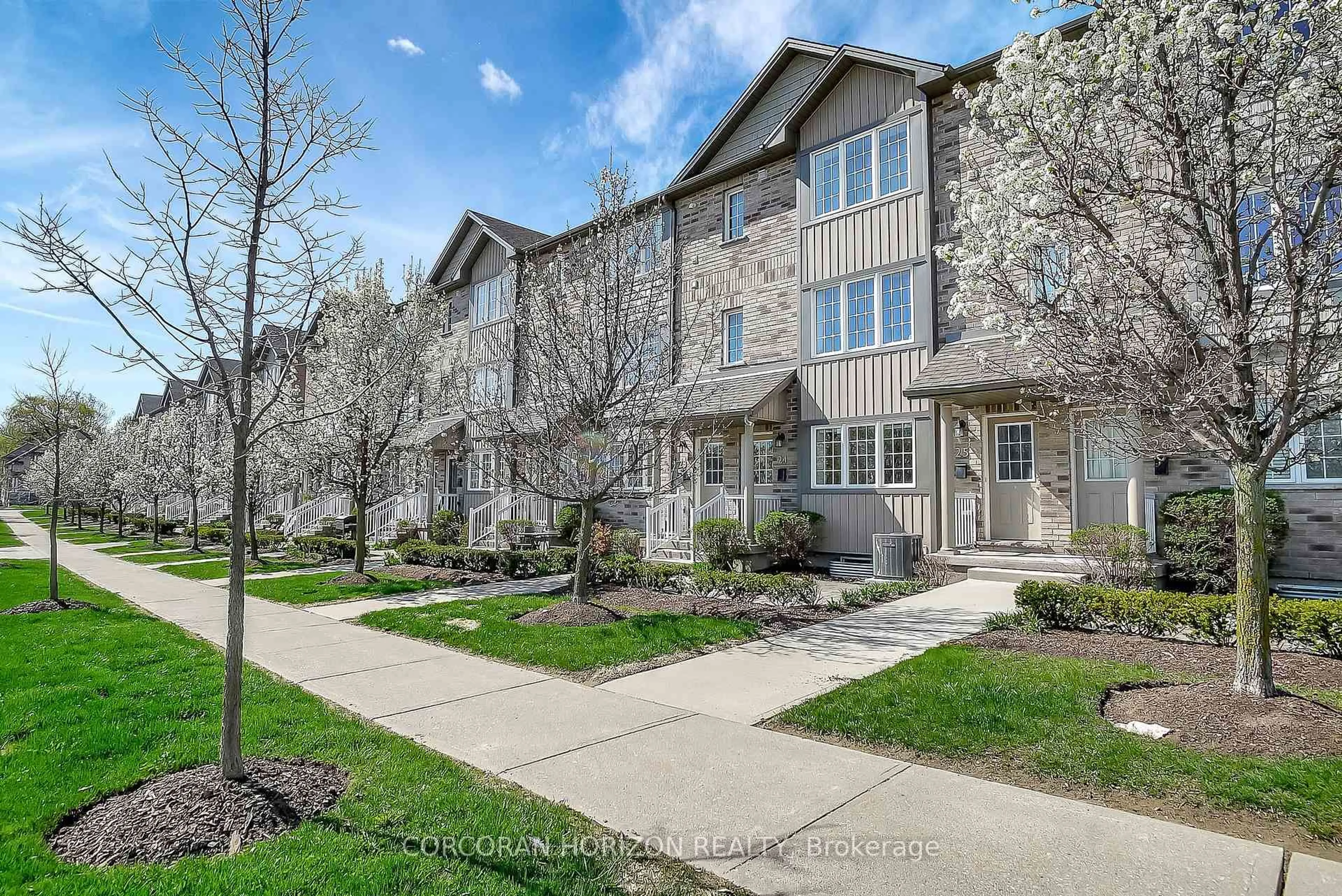 A pic from outside/outdoor area/front of a property/back of a property/a pic from drone, street for 275 Old Huron St #24, Kitchener Ontario N2R 1P9