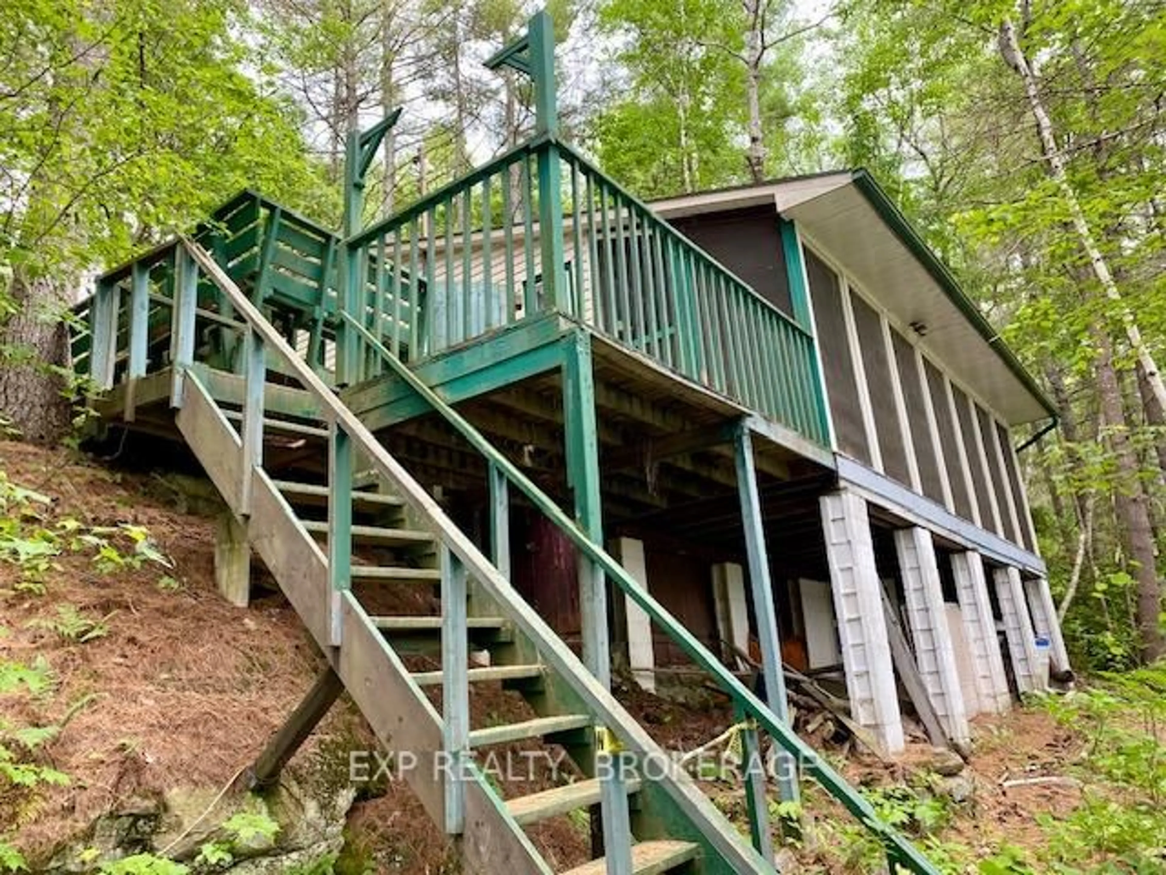 Stairs for 1034 Browns Lane, Ardoch Ontario K0H 1C0
