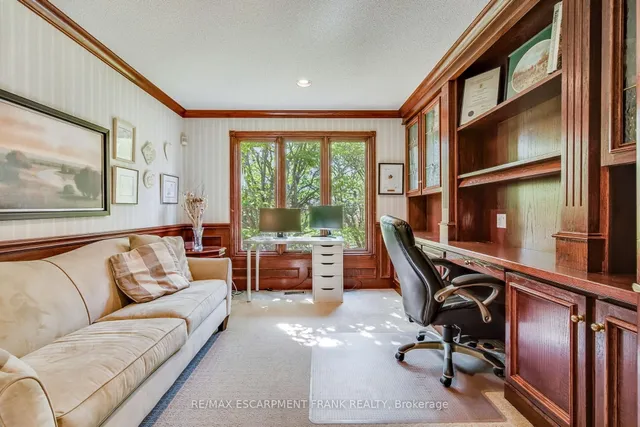 Additional property image - 59 Elodia Crt