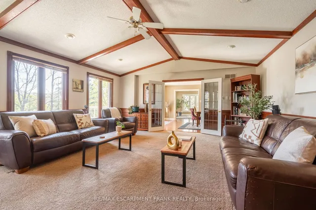 Additional property image - 59 Elodia Crt