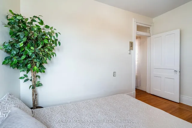 Additional property image - 244 HUGHSON St