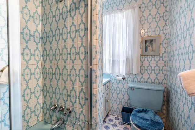Additional property image - 244 HUGHSON St